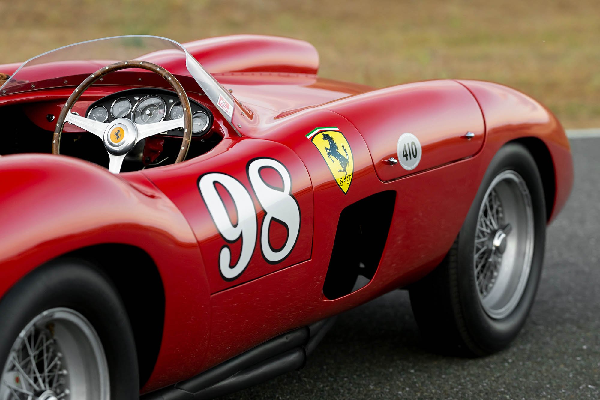 1955-Ferrari-410-Sport-Spider-by-Scaglietti1258190_.jpg
