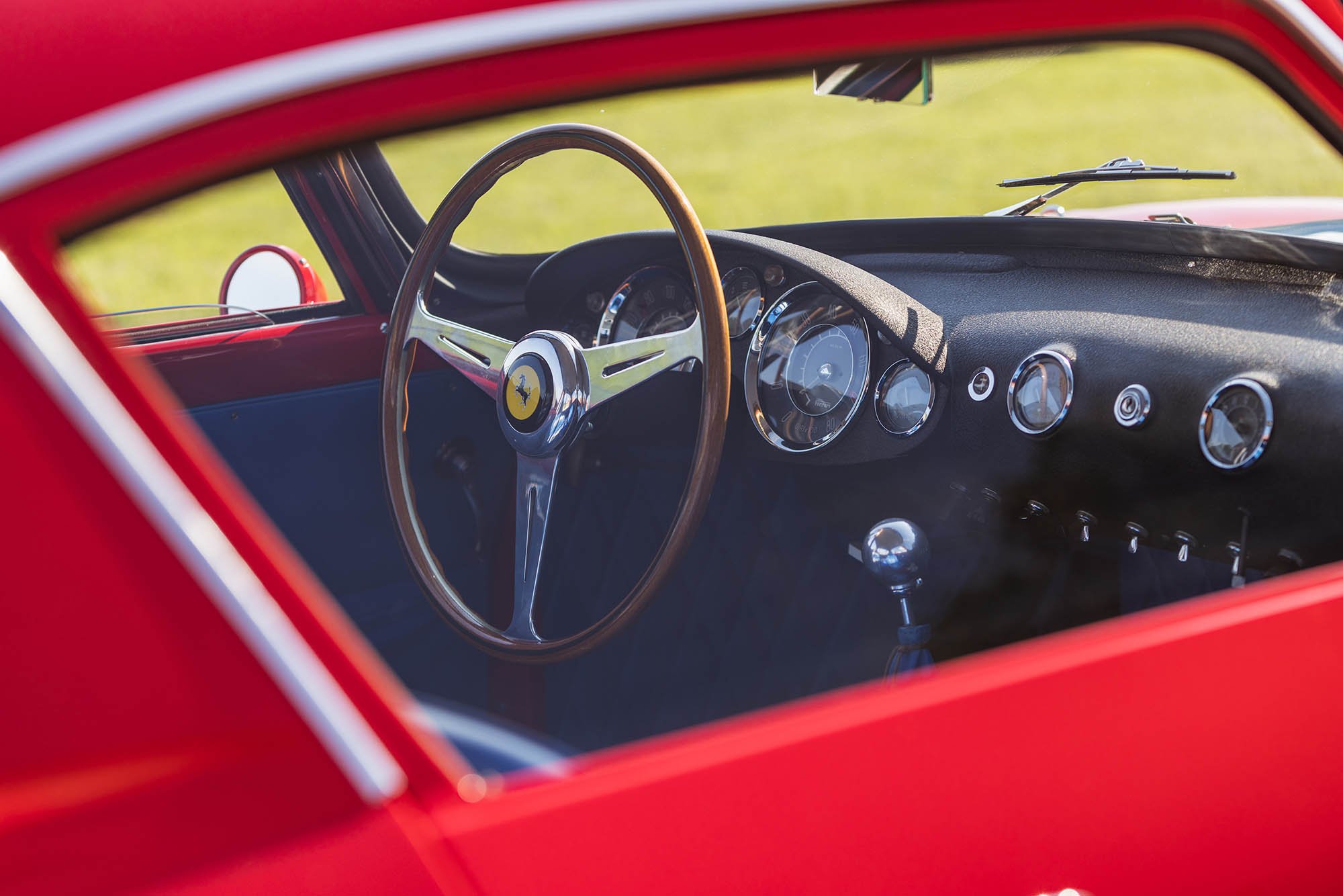 1959-Ferrari-250-GT-LWB-Berlinetta--Tour-de-France--by-Scaglietti1268298_.jpg