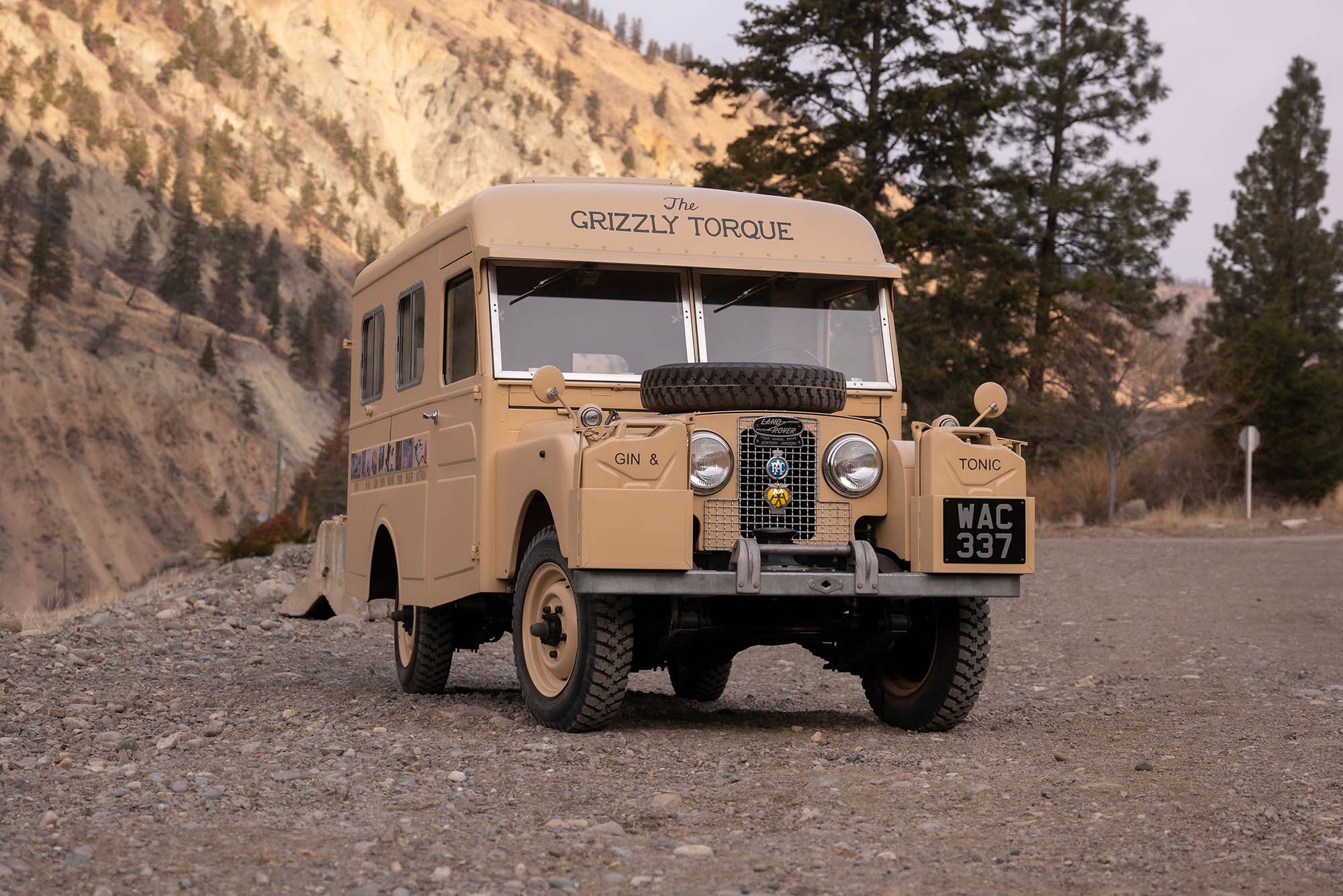 1957-Land-Rover-Series-I-Custom--The-Grizzly-Torque--by-Pilchers1352304_.jpg