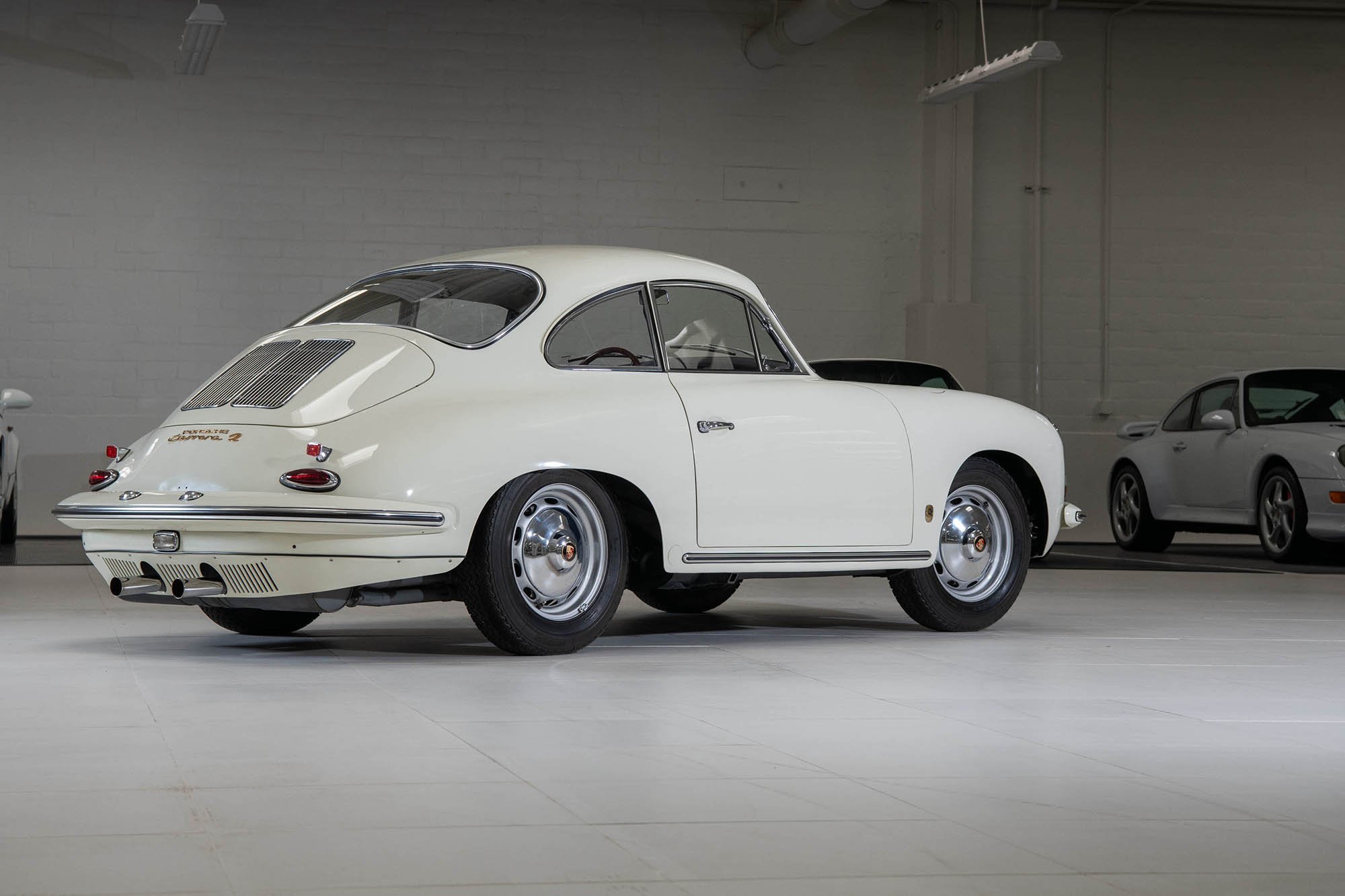 1963-Porsche-356-B-Carrera-2-2000-GS-Coupe-by-Reutter1411325_.jpg