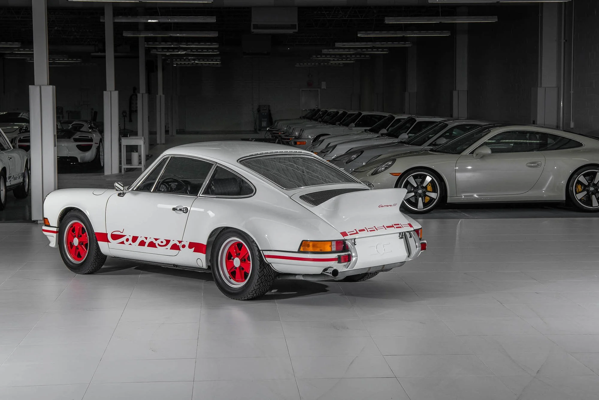 1973-Porsche-911-Carrera-RS-2-7-Lightweight1414688_.jpg