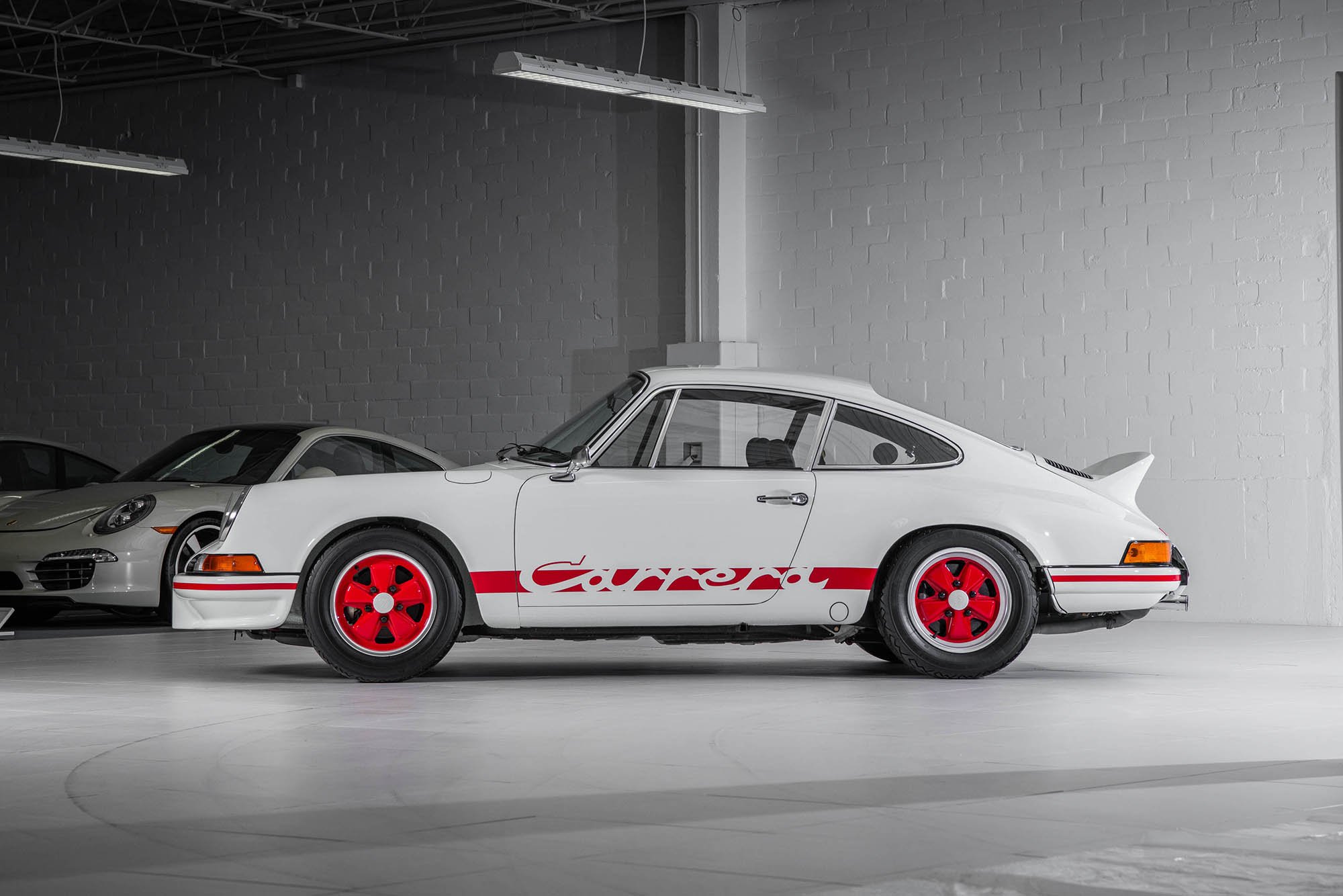 1973-Porsche-911-Carrera-RS-2-7-Lightweight1414691_.jpg