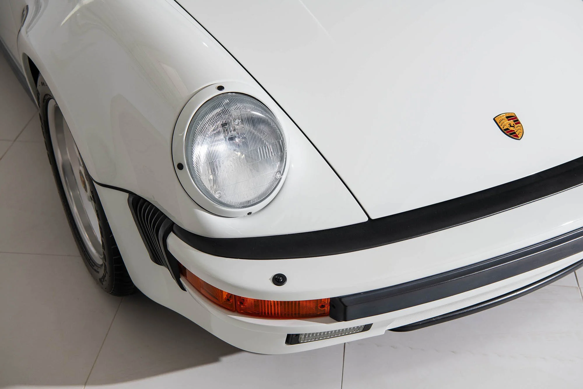 1989-Porsche-911-Speedster1414498_.jpg
