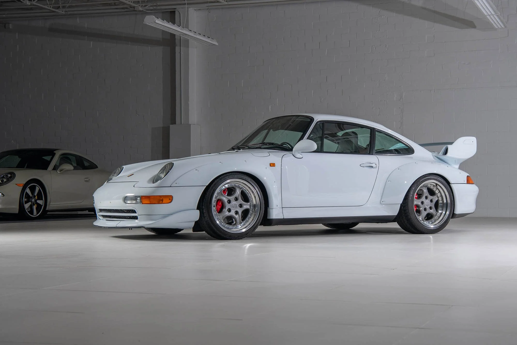 1997-Porsche-911-GT21405464_.jpg