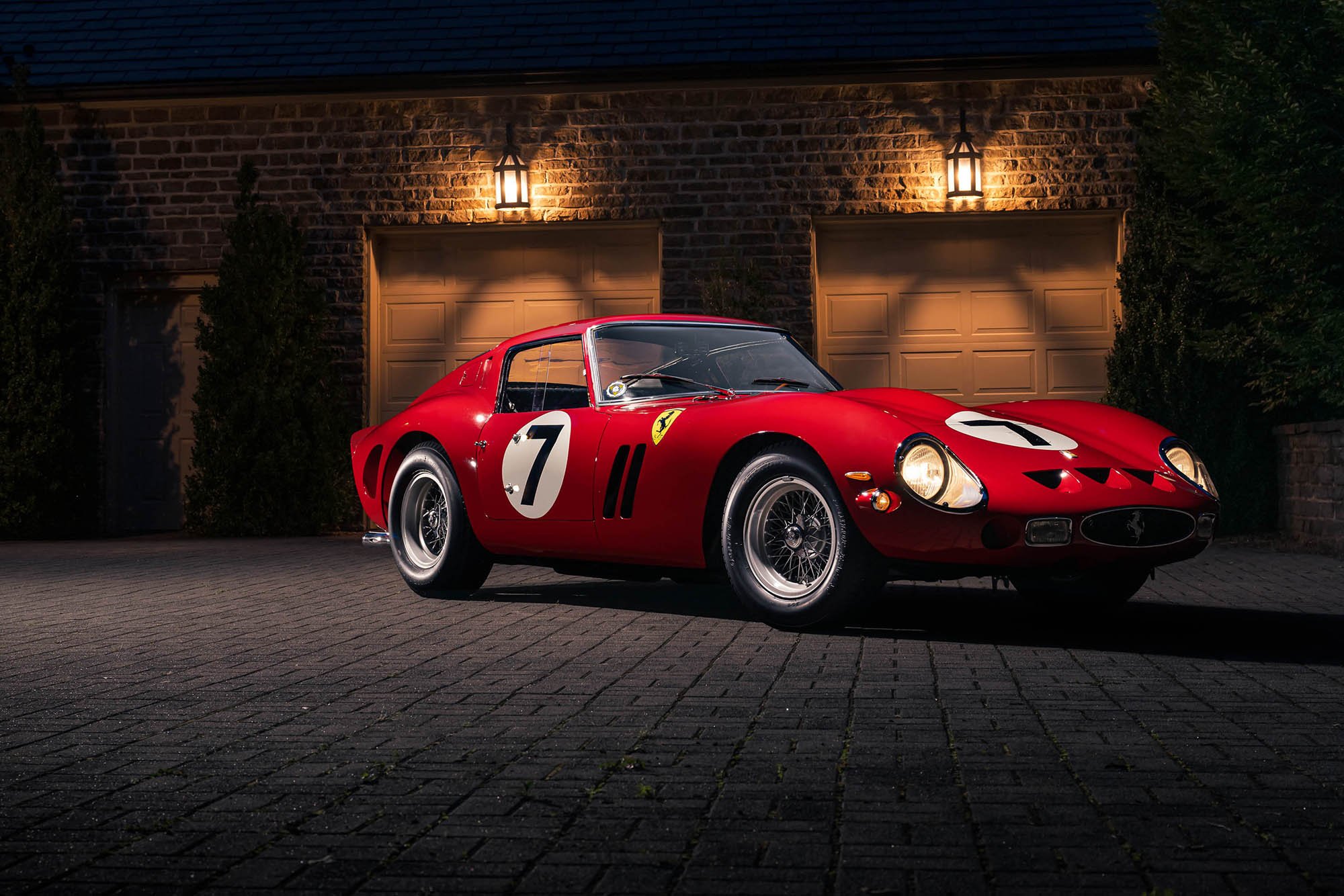 1962-Ferrari-330-LM-_-250-GTO-by-Scaglietti1427242_.jpg