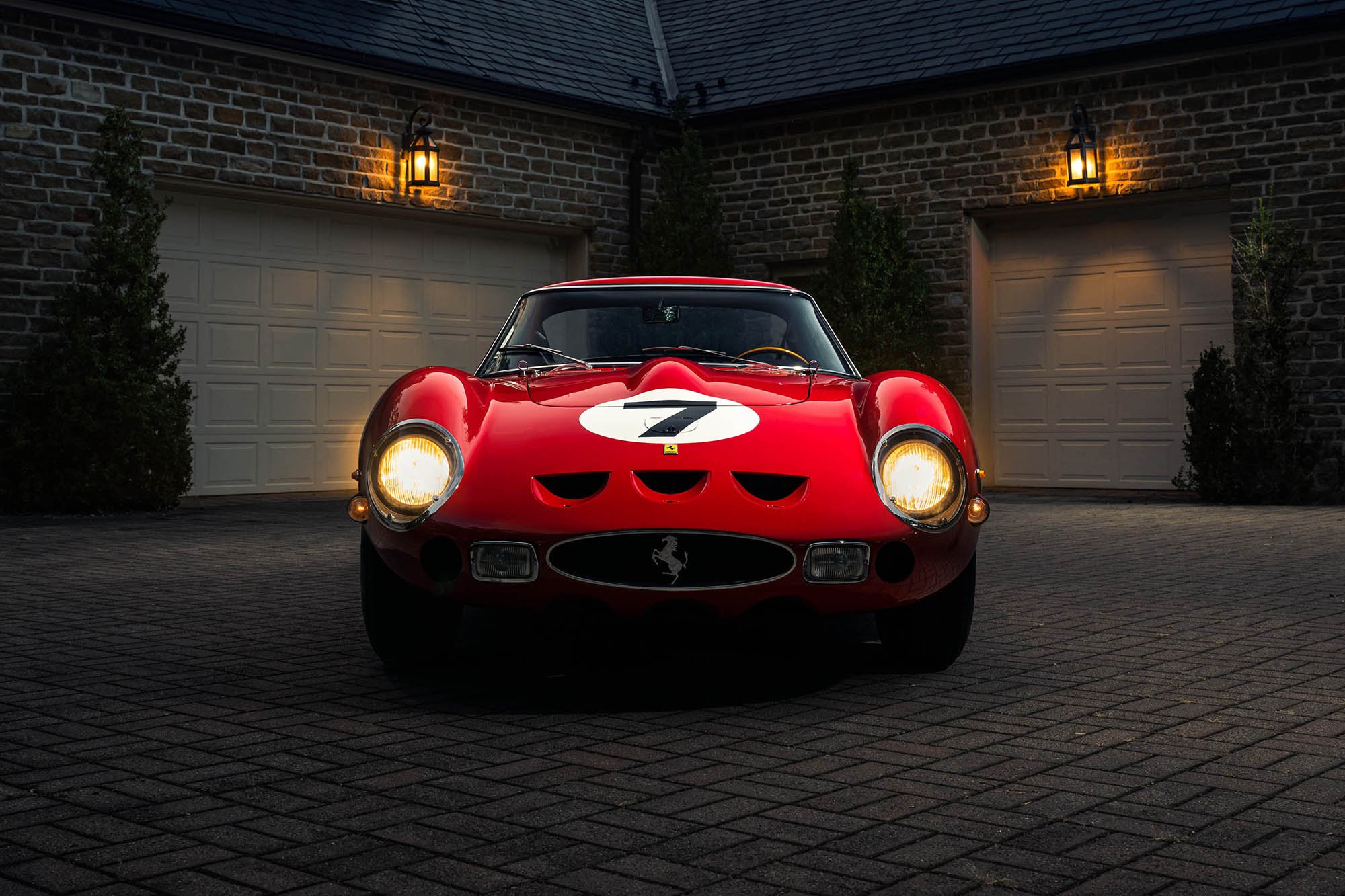 1962-Ferrari-330-LM-_-250-GTO-by-Scaglietti1427195_.jpg