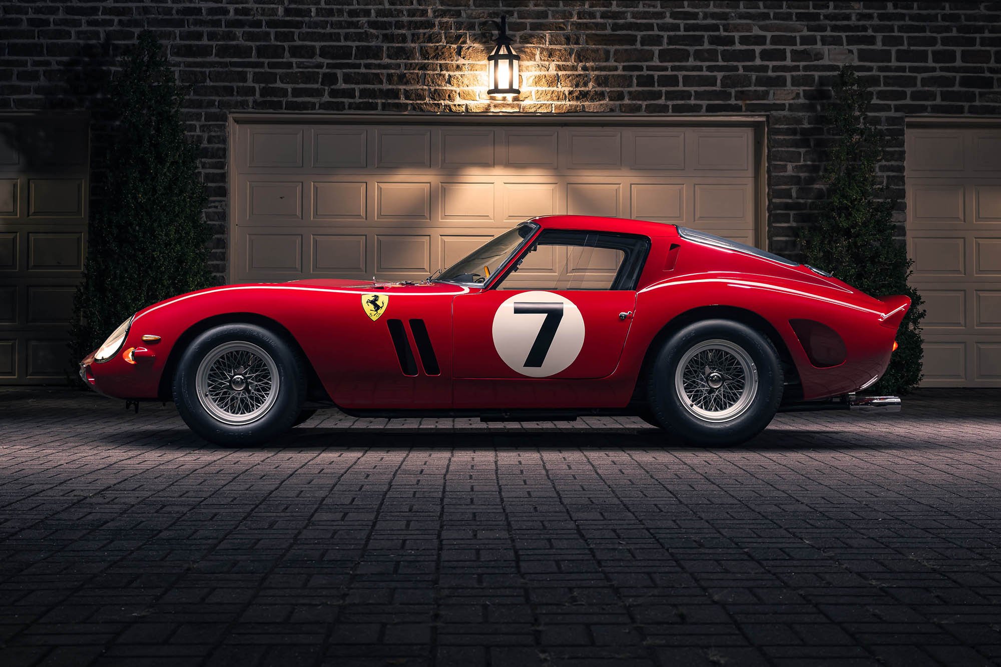 1962-Ferrari-330-LM-_-250-GTO-by-Scaglietti1427194_.jpg