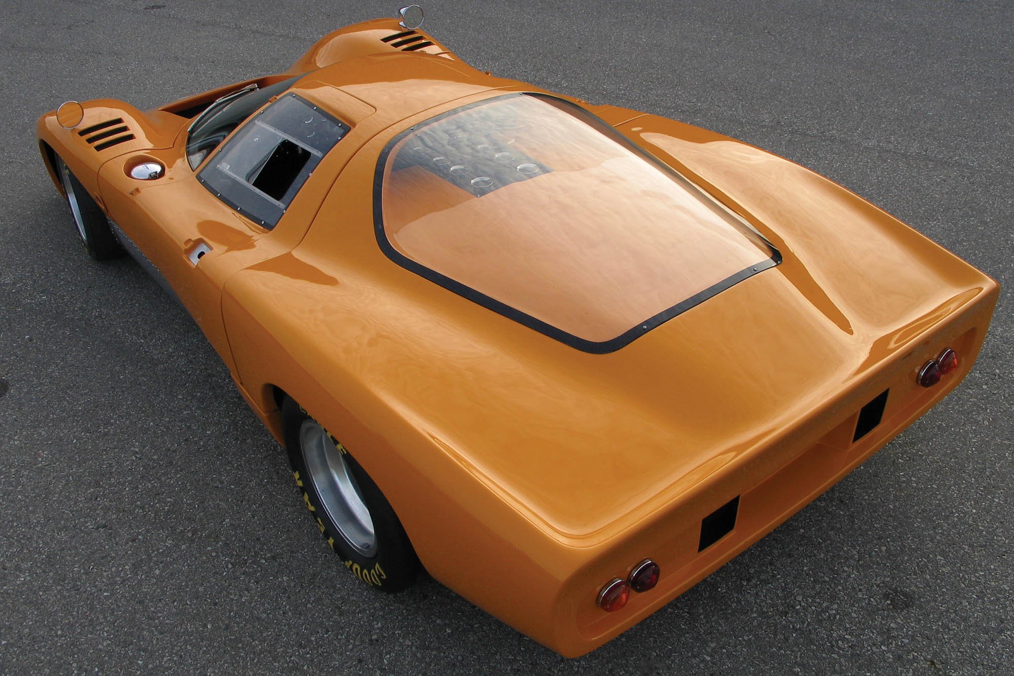 308-McLarenM6GT.jpg