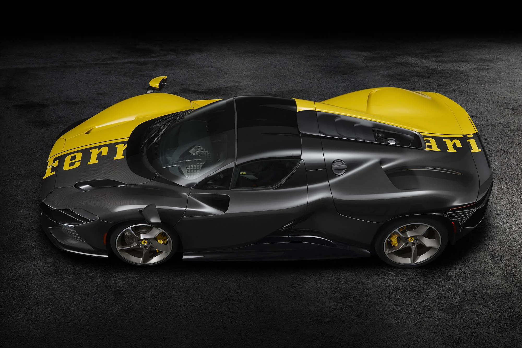 2025_05_Ferrari_SP3_79961_df5ac8dd-0cf6-4377-a7c9-715839df3b93.jpg