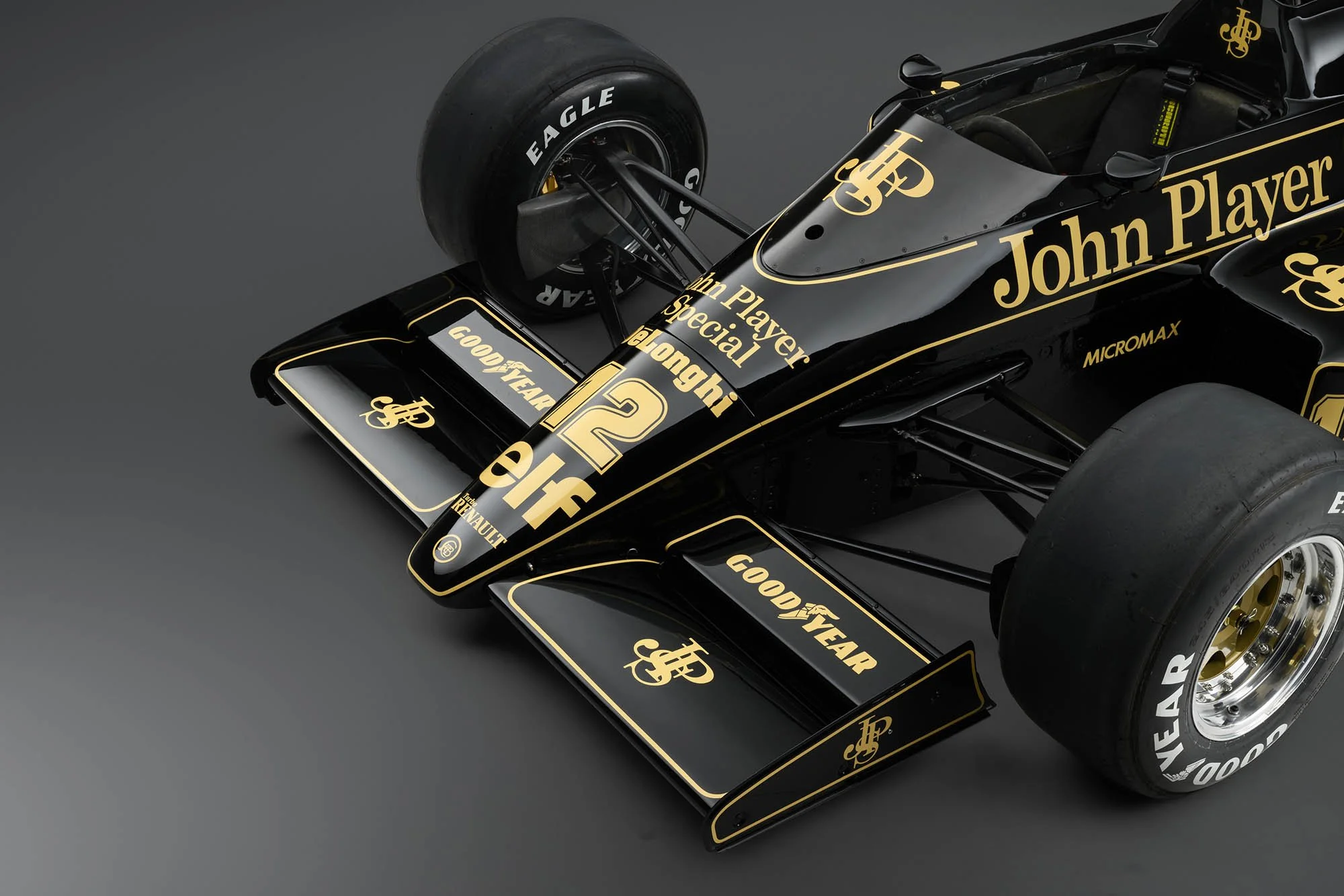 1986-Lotus-98T_1425766.jpg