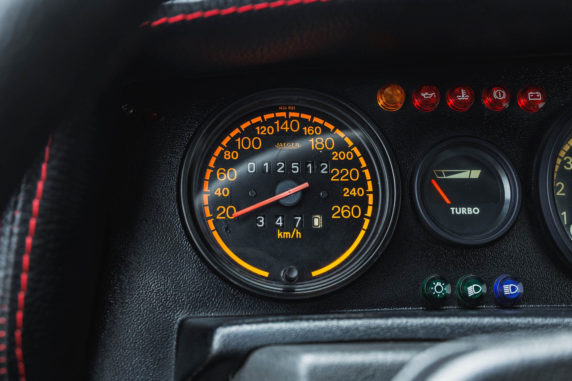 1984-Peugeot-205-Turbo-16_1441935.jpg