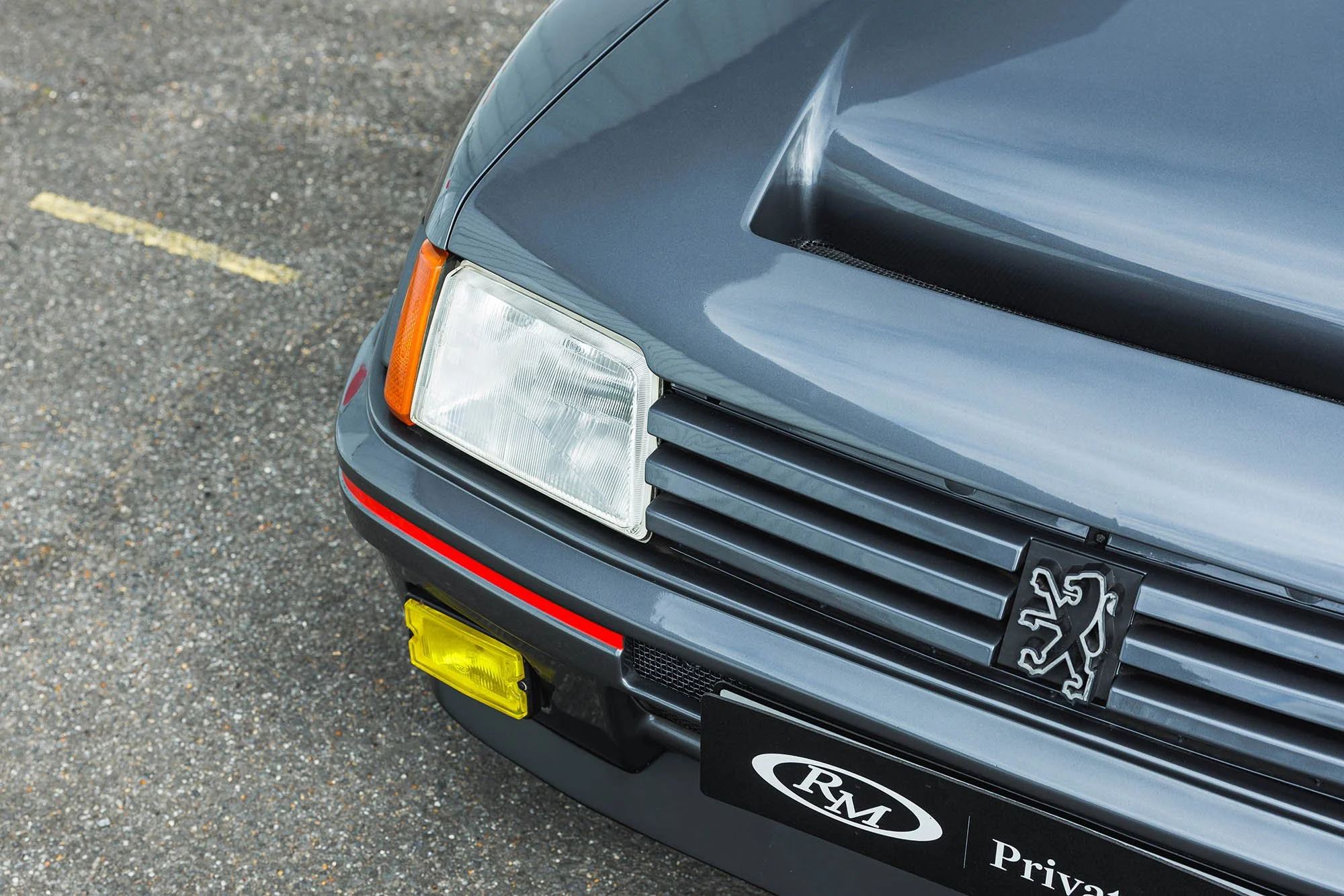 1984-Peugeot-205-Turbo-16_1441956.jpg