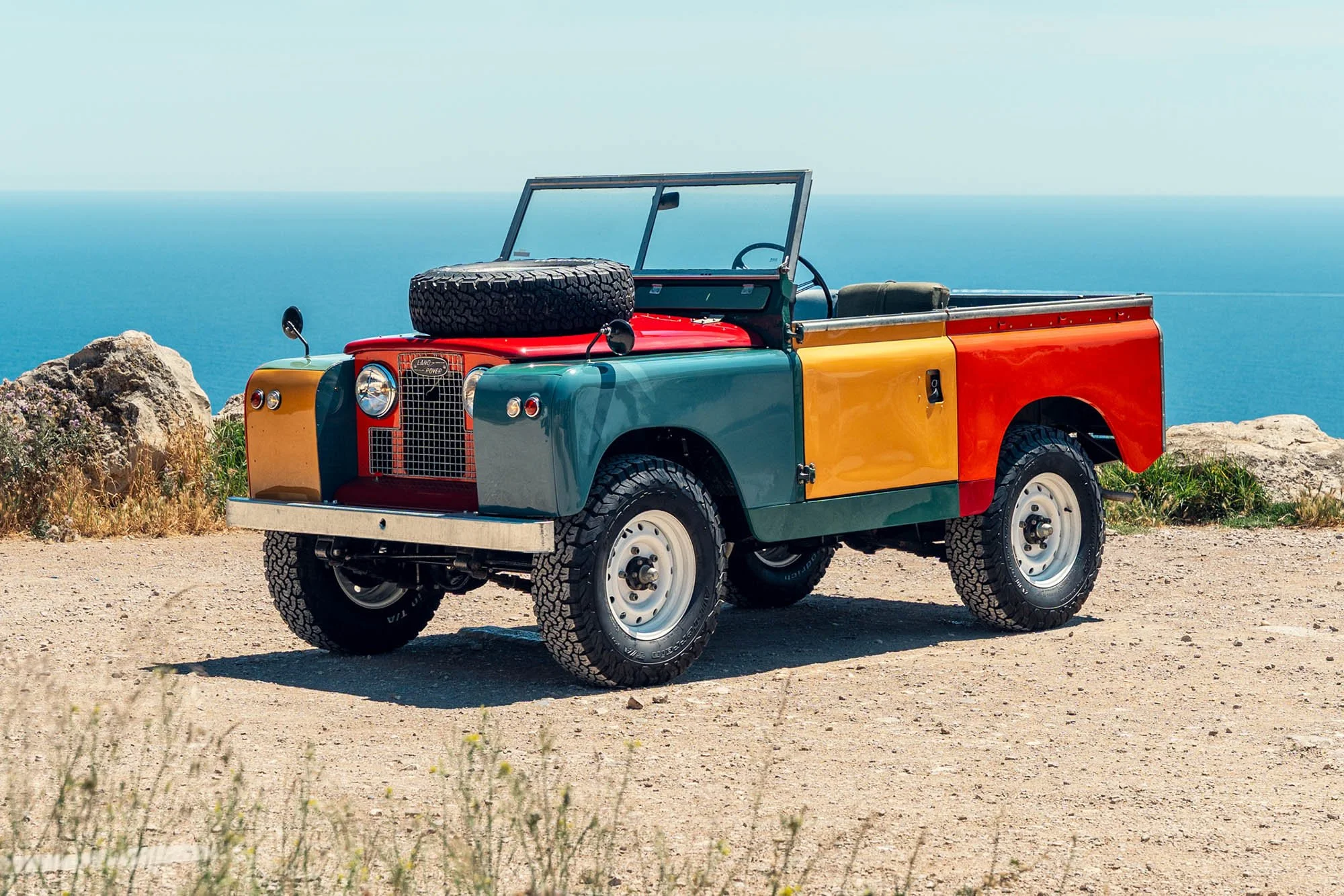 1958-Land-Rover-Series-II--Art-Car--by-Sean-Wotherspoon_1456213.jpg