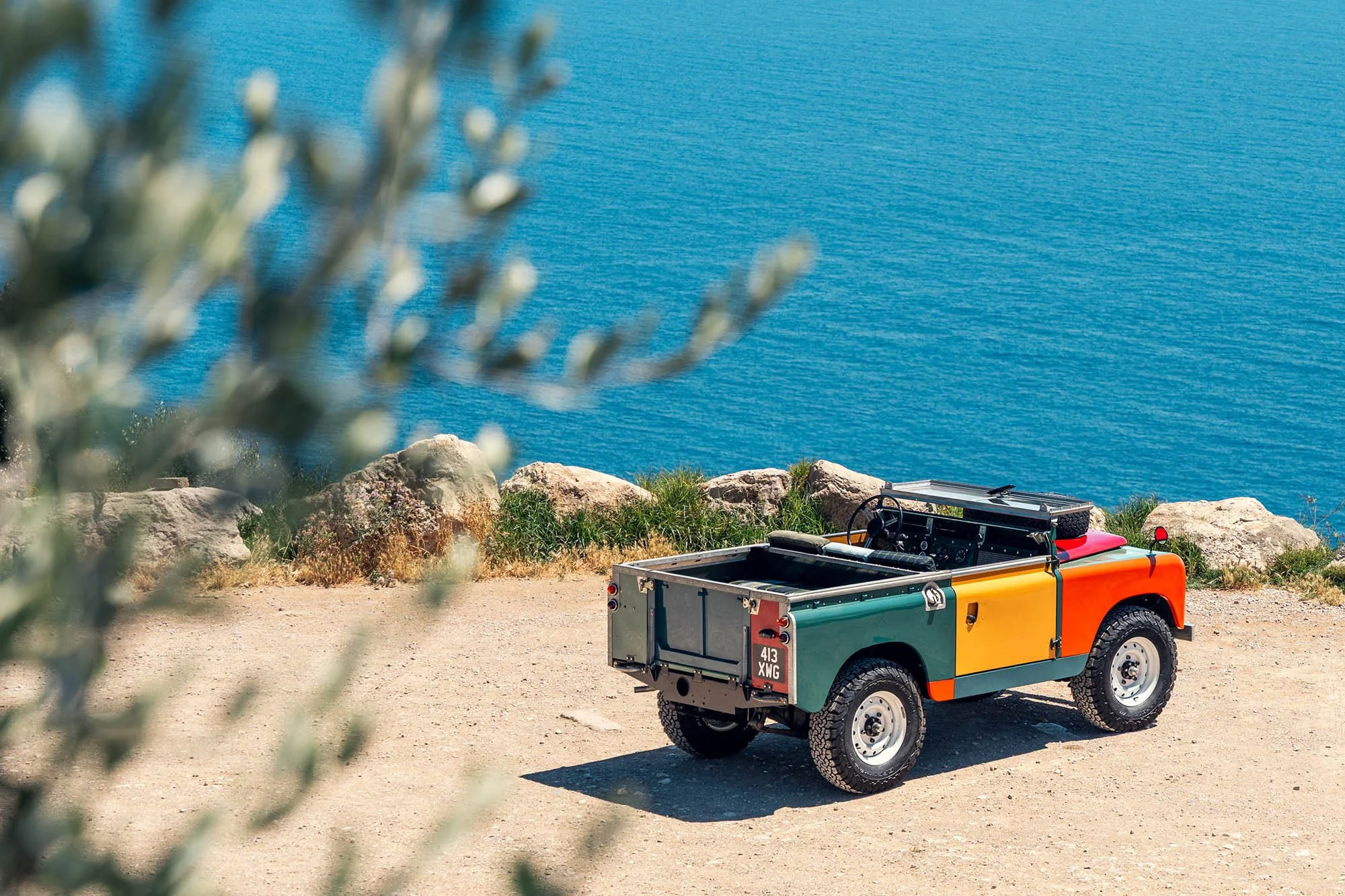 1958-Land-Rover-Series-II--Art-Car--by-Sean-Wotherspoon_1456223.jpg