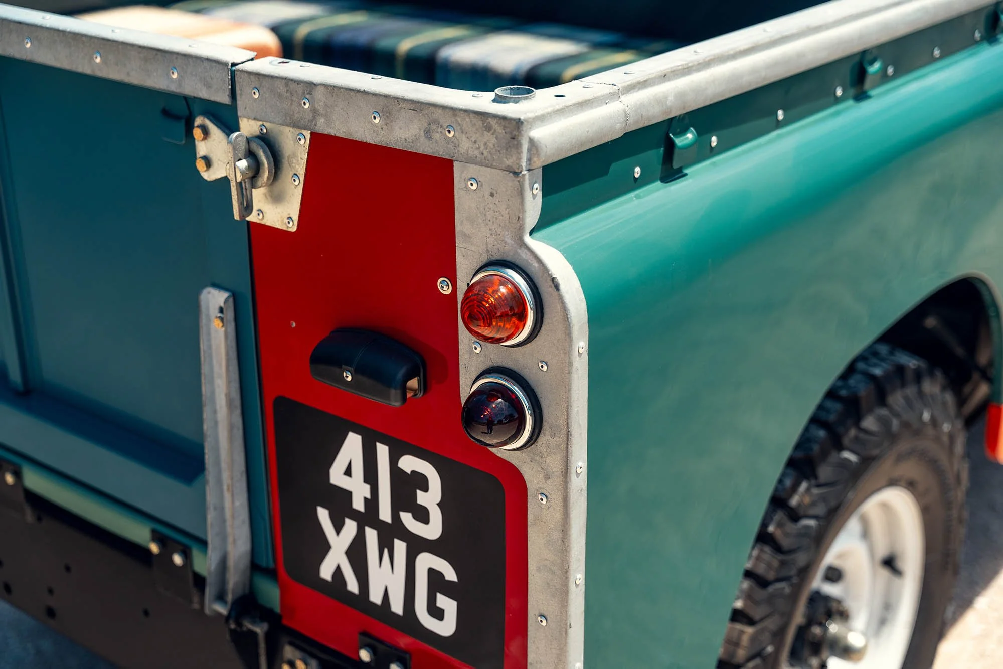 1958-Land-Rover-Series-II--Art-Car--by-Sean-Wotherspoon_1456239.jpg