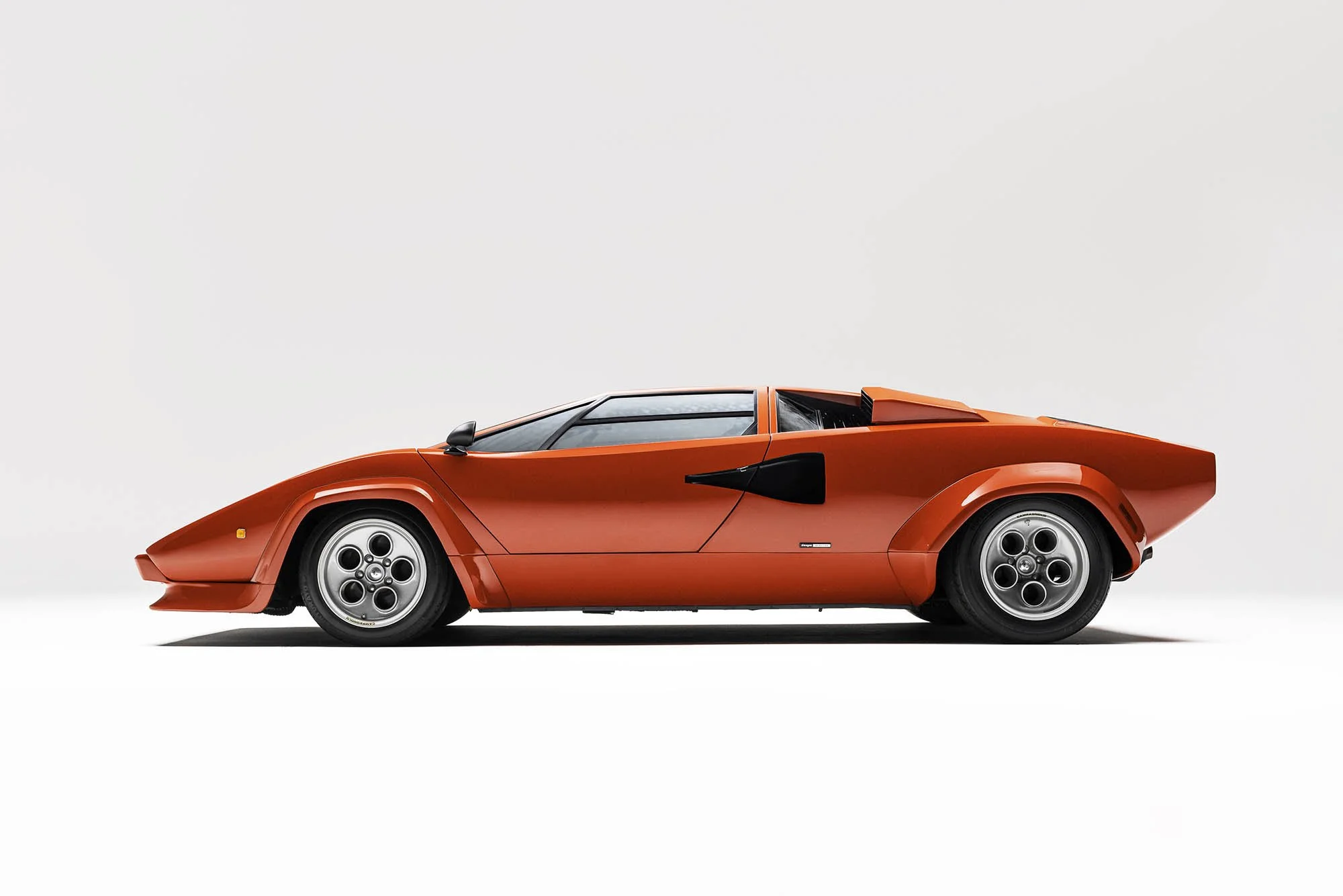 1979-Lamborghini-Countach-LP400-S-Series-I-by-Bertone_1468589.jpg