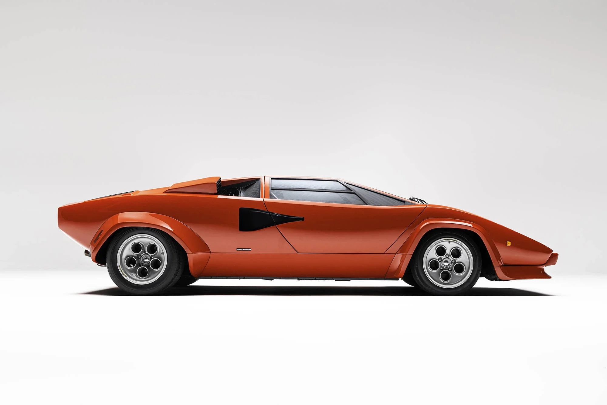 1979-Lamborghini-Countach-LP400-S-Series-I-by-Bertone_1468588.jpg