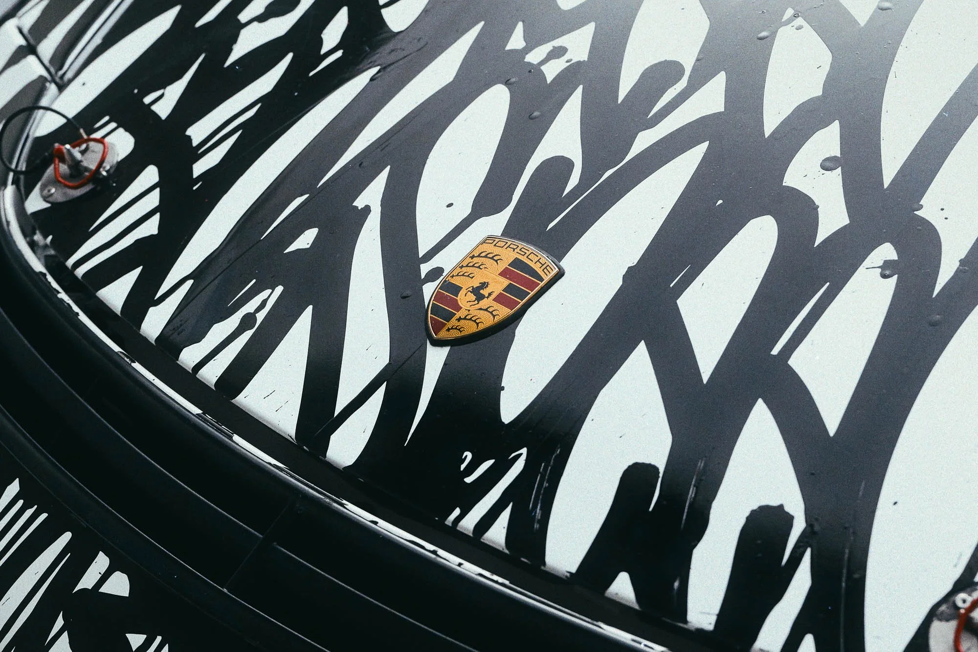 fillin_guas_project_601_porsche_997_cup_broke_today_artcar_porsche_photos_by_enes_kucevic_photography-16-von-30.jpg