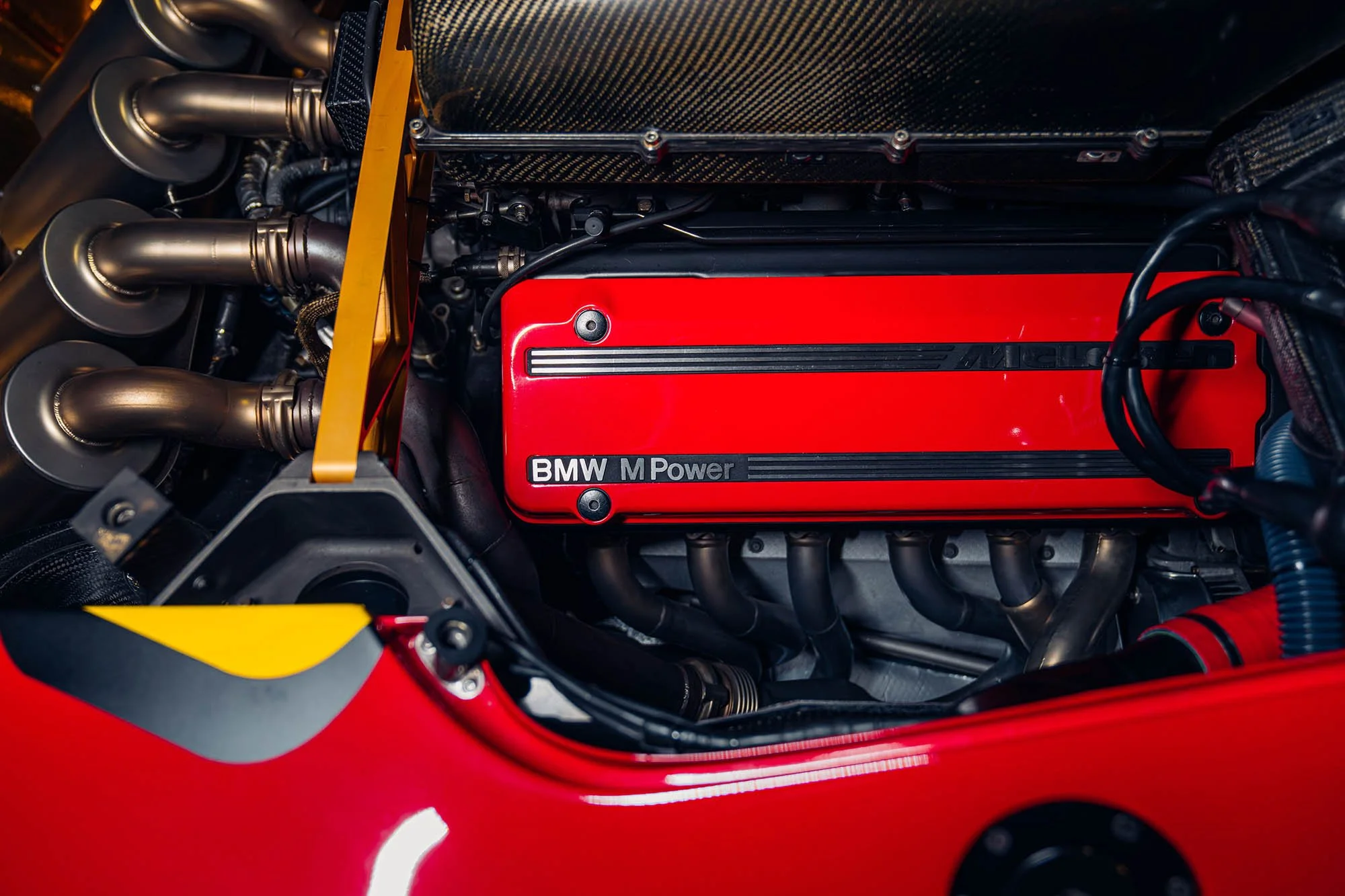 1996-McLaren-F1-GTR_1464769.jpg
