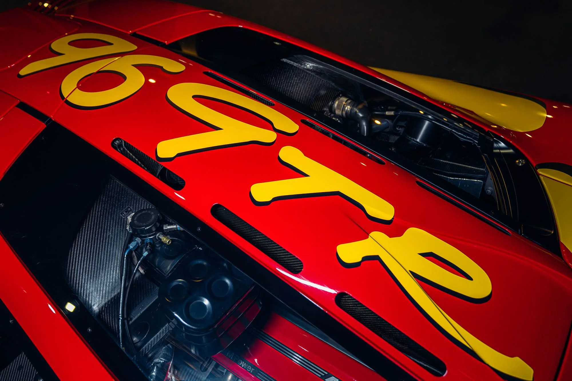1996-McLaren-F1-GTR_1464782.jpg