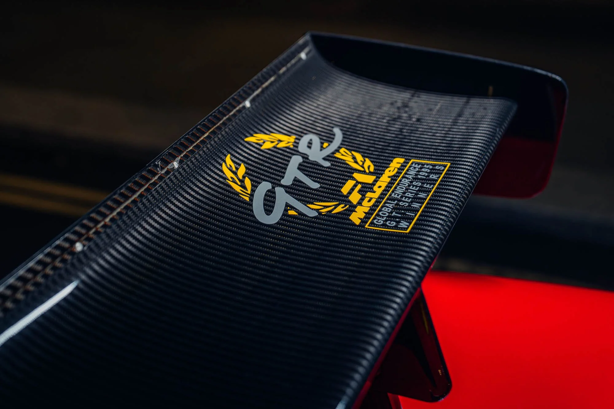 1996-McLaren-F1-GTR_1464783.jpg
