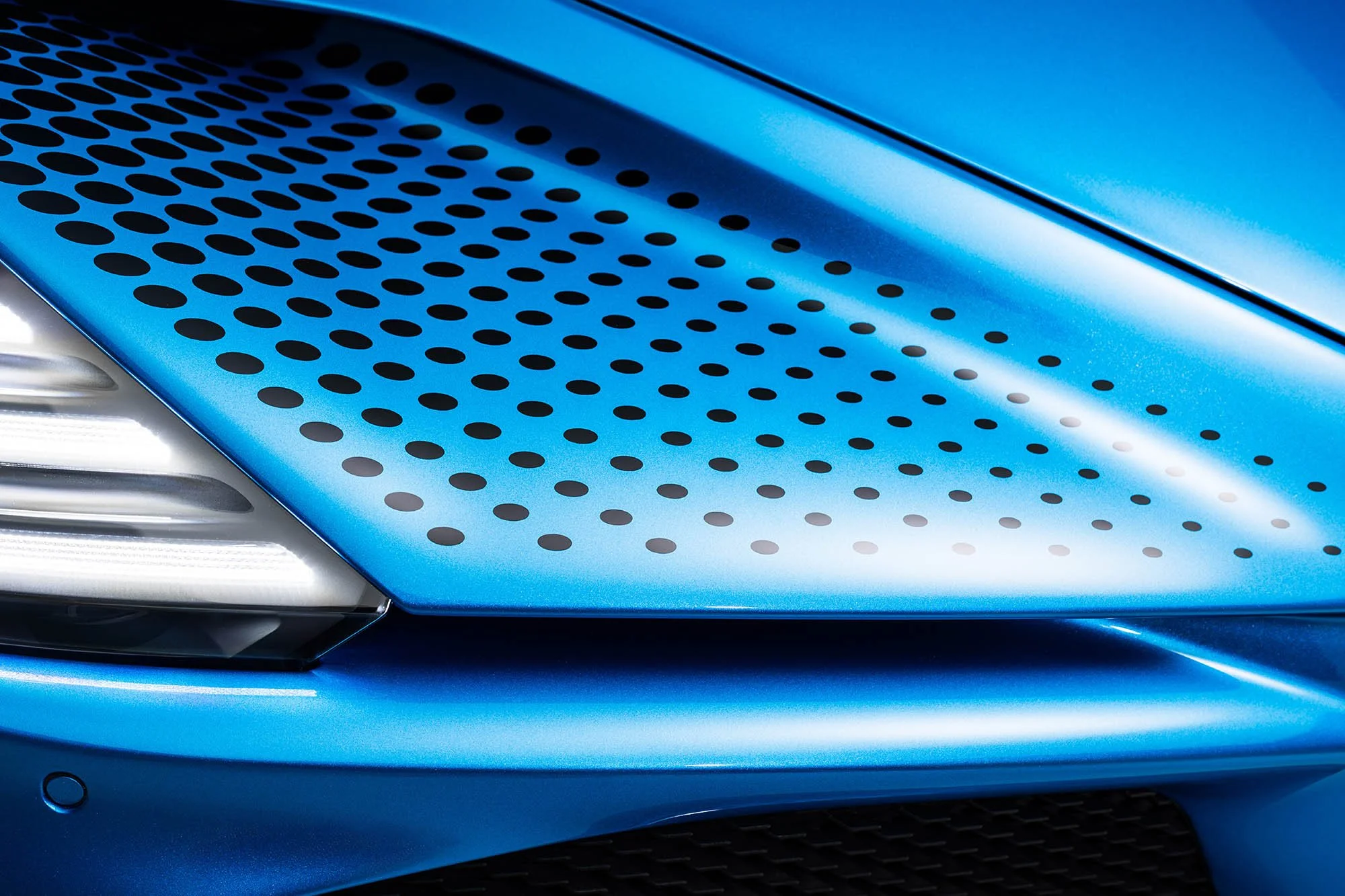 06 BUGATTI-Mistral-Sur-Mesure-Fly-Bug.jpg