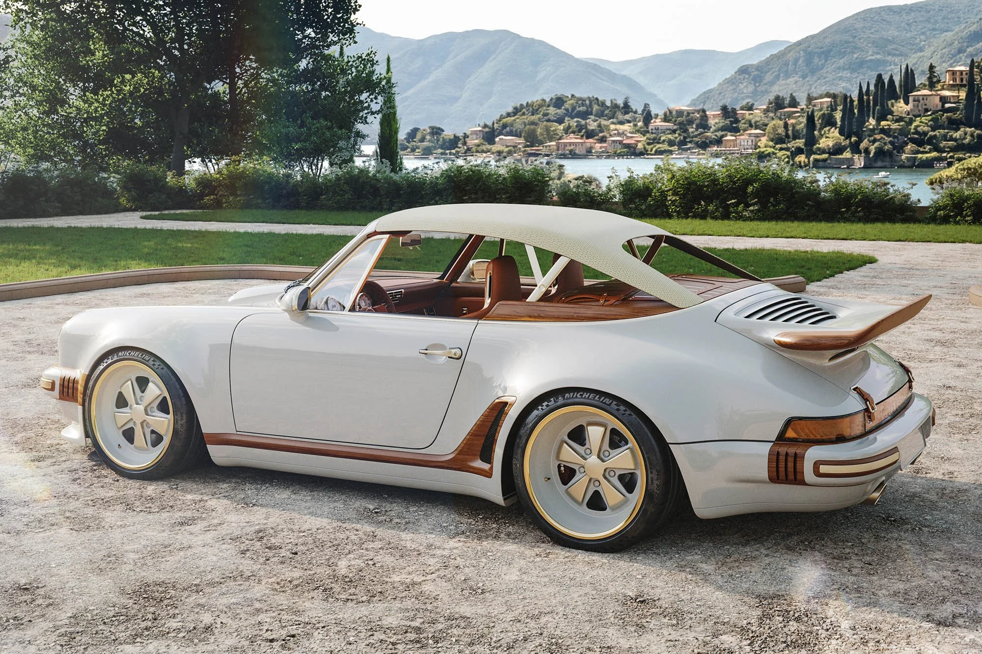 Porsche 911 Reimagined by Singer - Classic Turbo_04.jpg