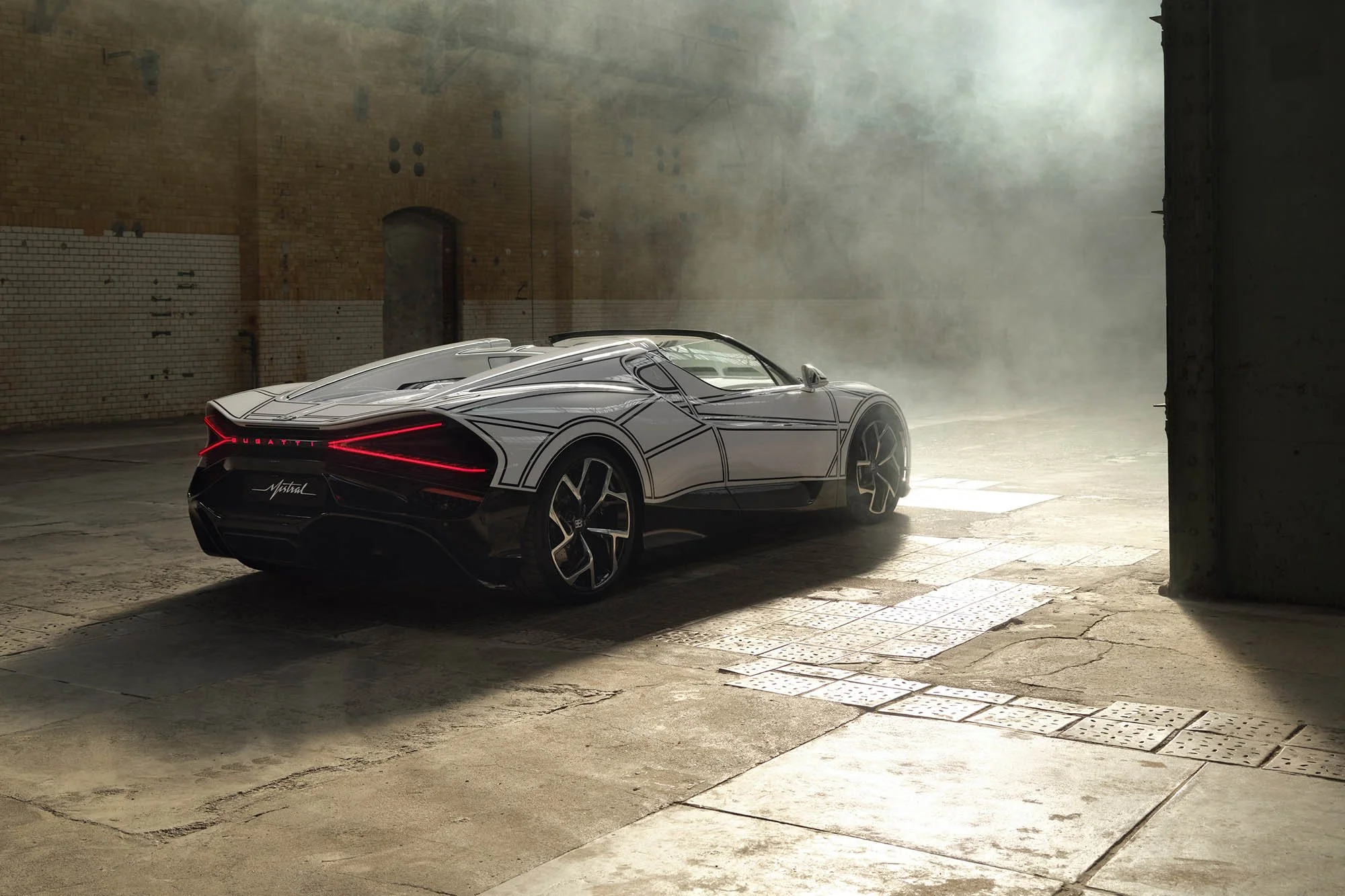 15 BUGATTI-Sur-Mesure-KPM.jpg