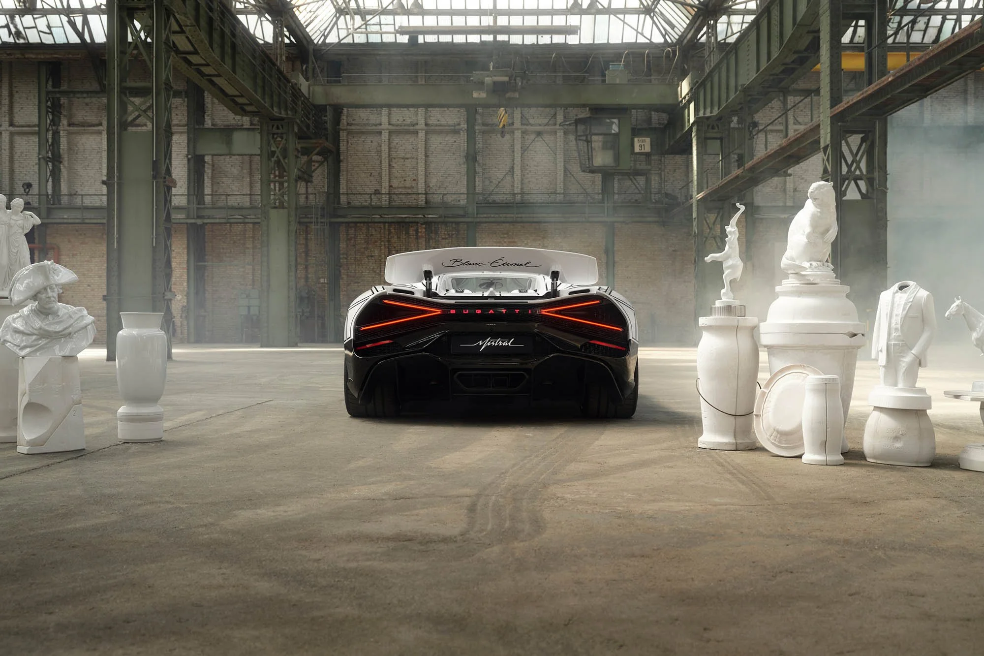05 BUGATTI-Sur-Mesure-KPM.jpg