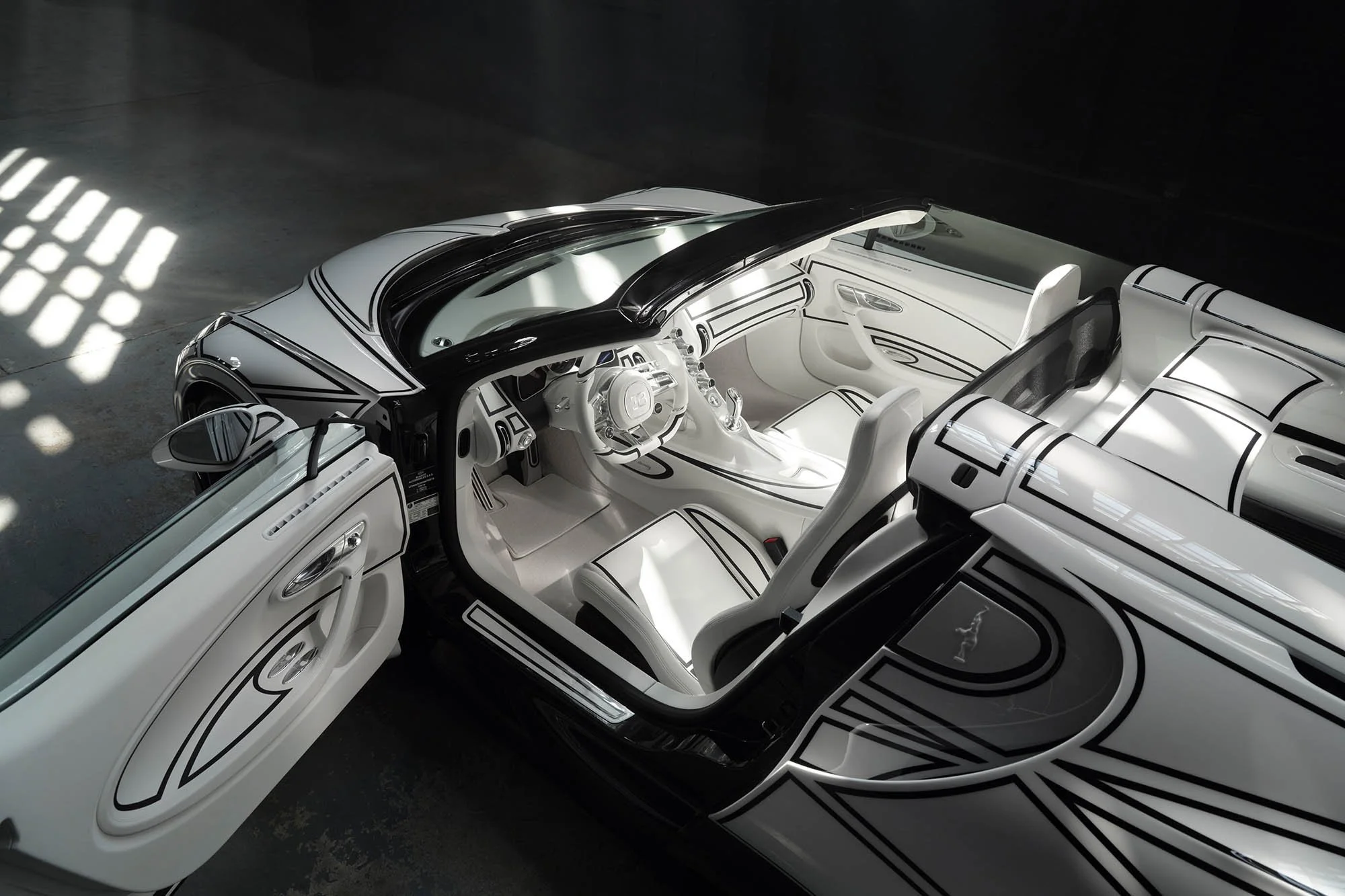 03 BUGATTI-Sur-Mesure-KPM.jpg