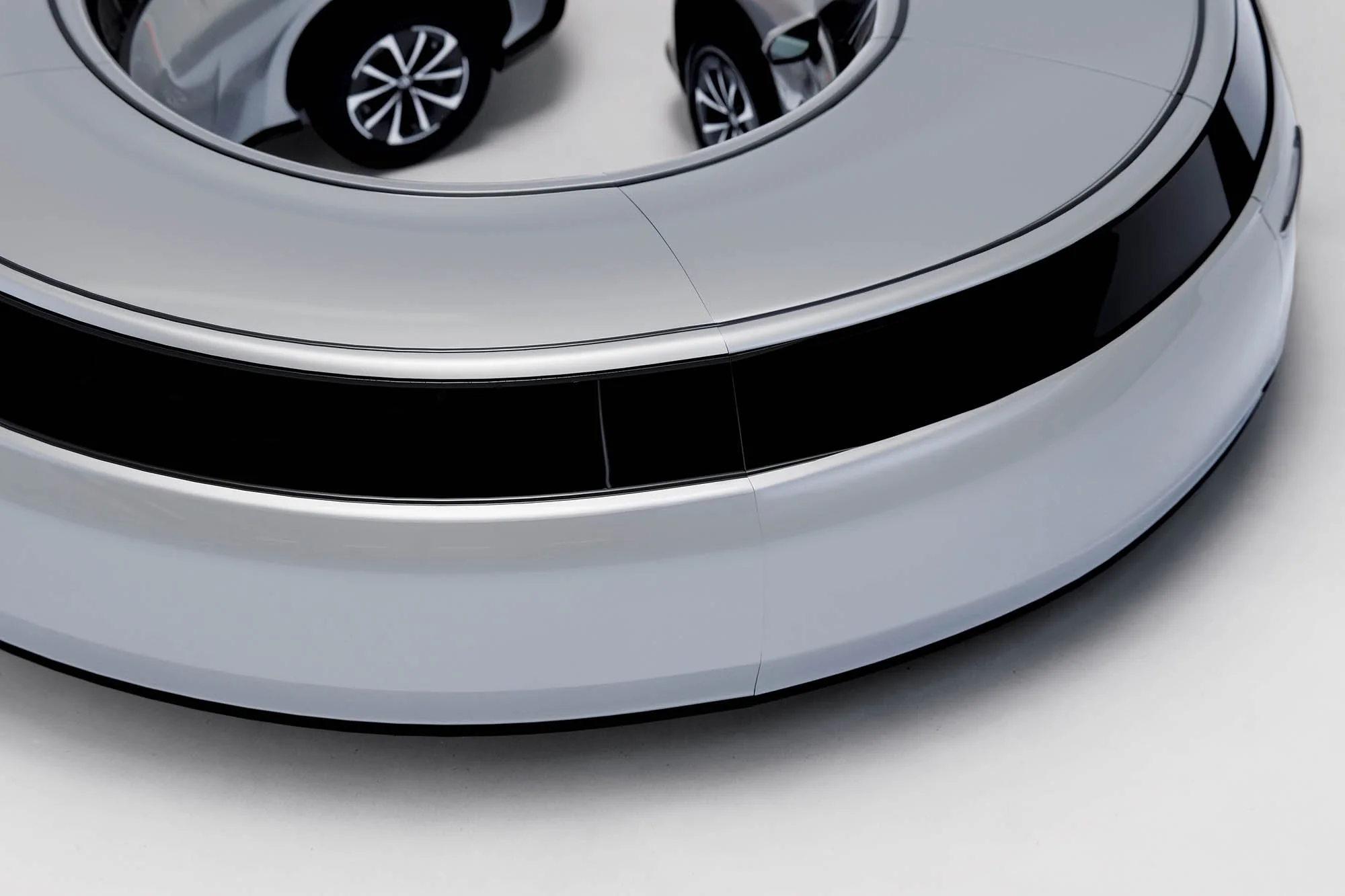 Lexus_MSCHF_CircleCar_03.jpg