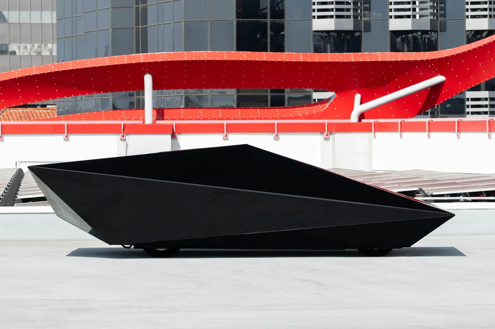 2018-united-nude-lo-res-concept-car (1).jpg
