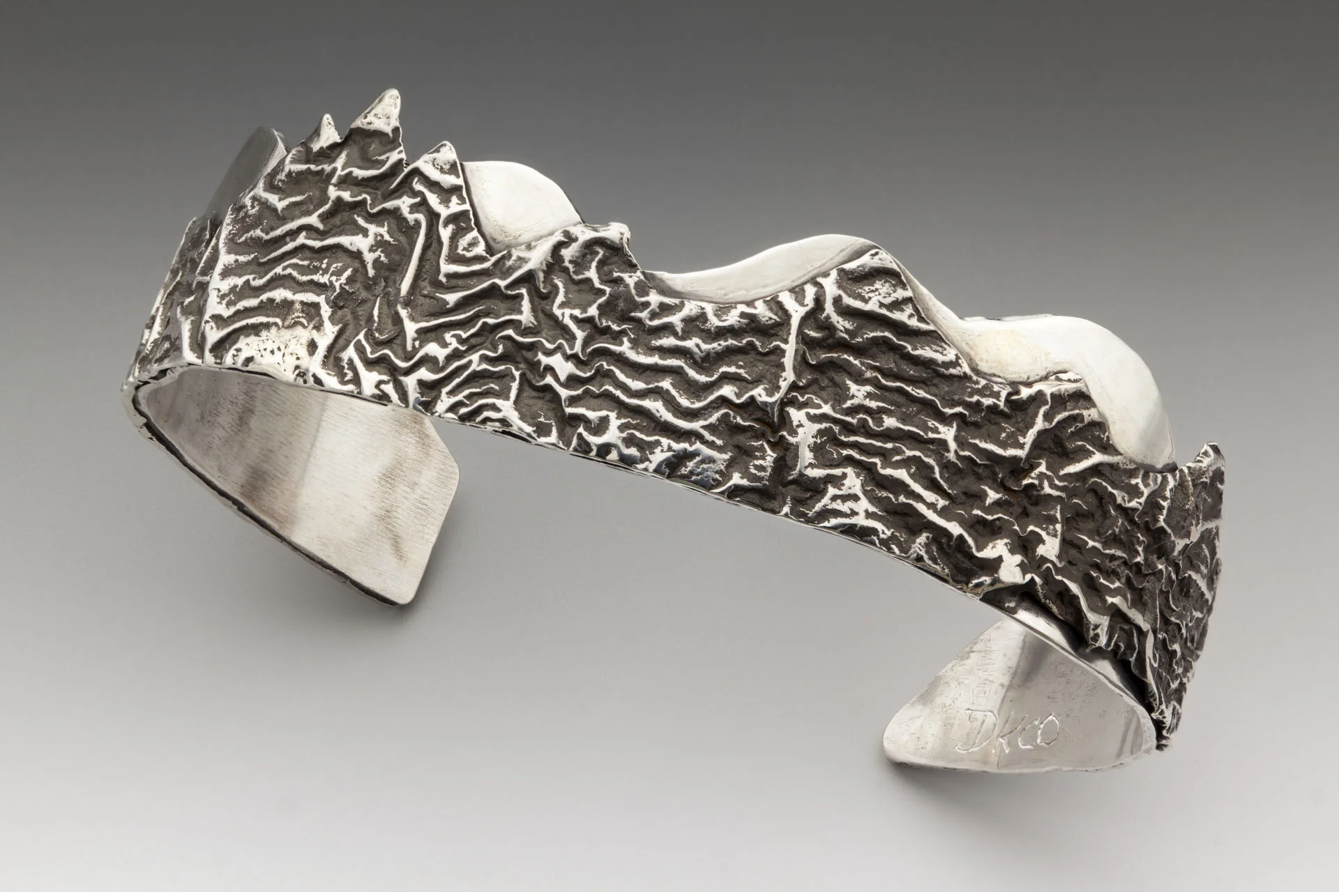 kubd-104 mountain cuff.jpg