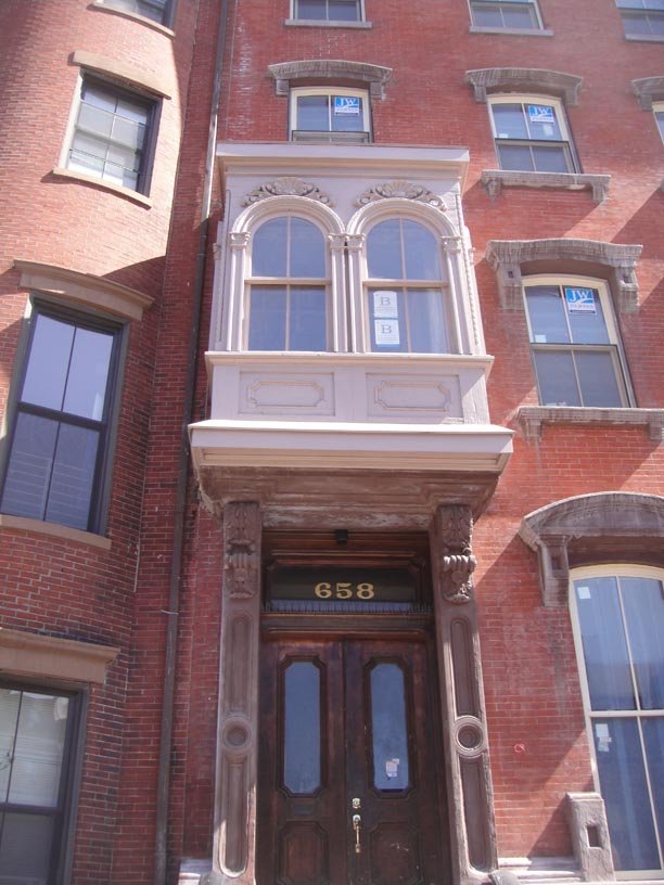 exterior 06.JPG