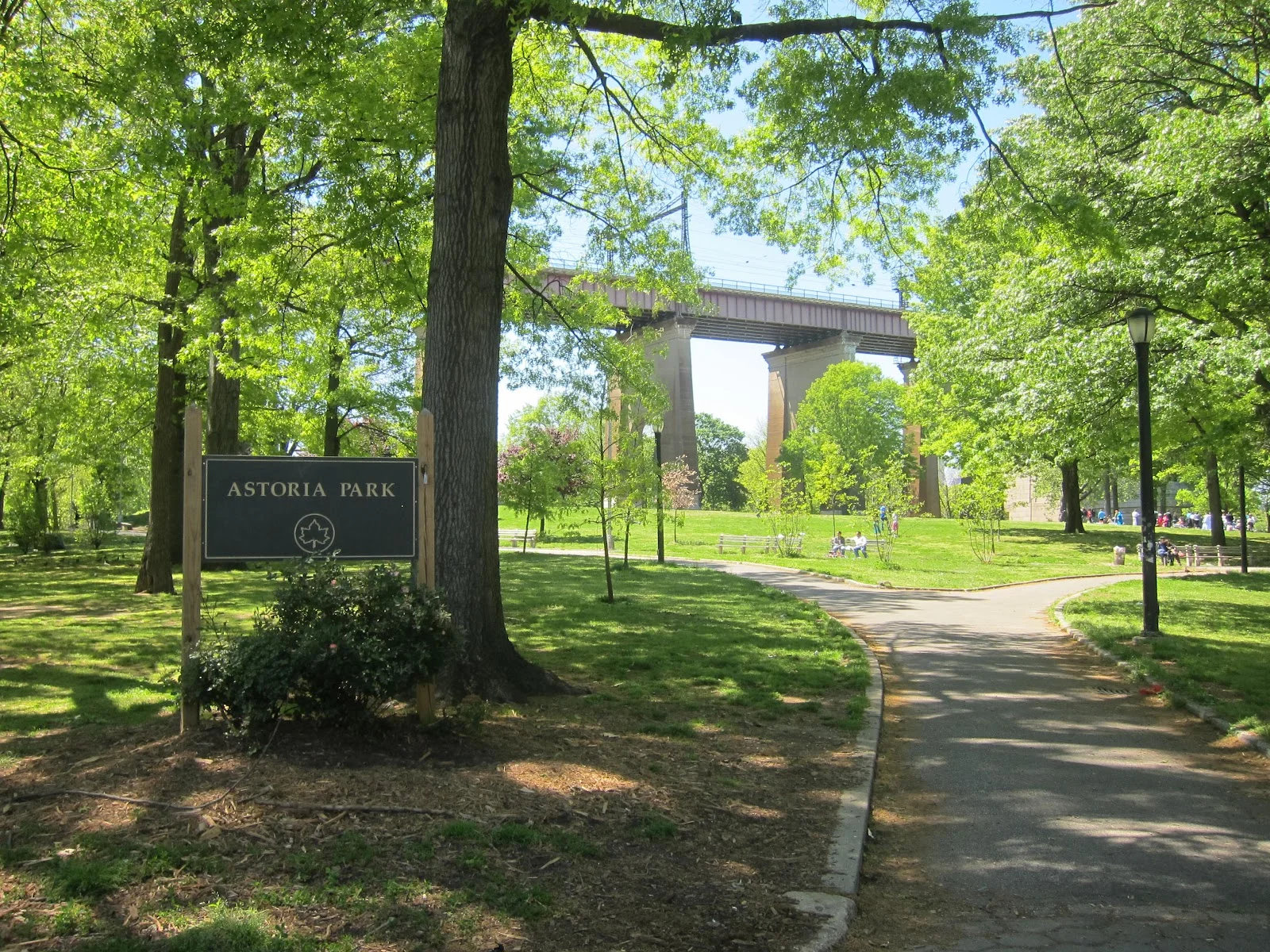 IMG-Astoria-Park-1.JPG