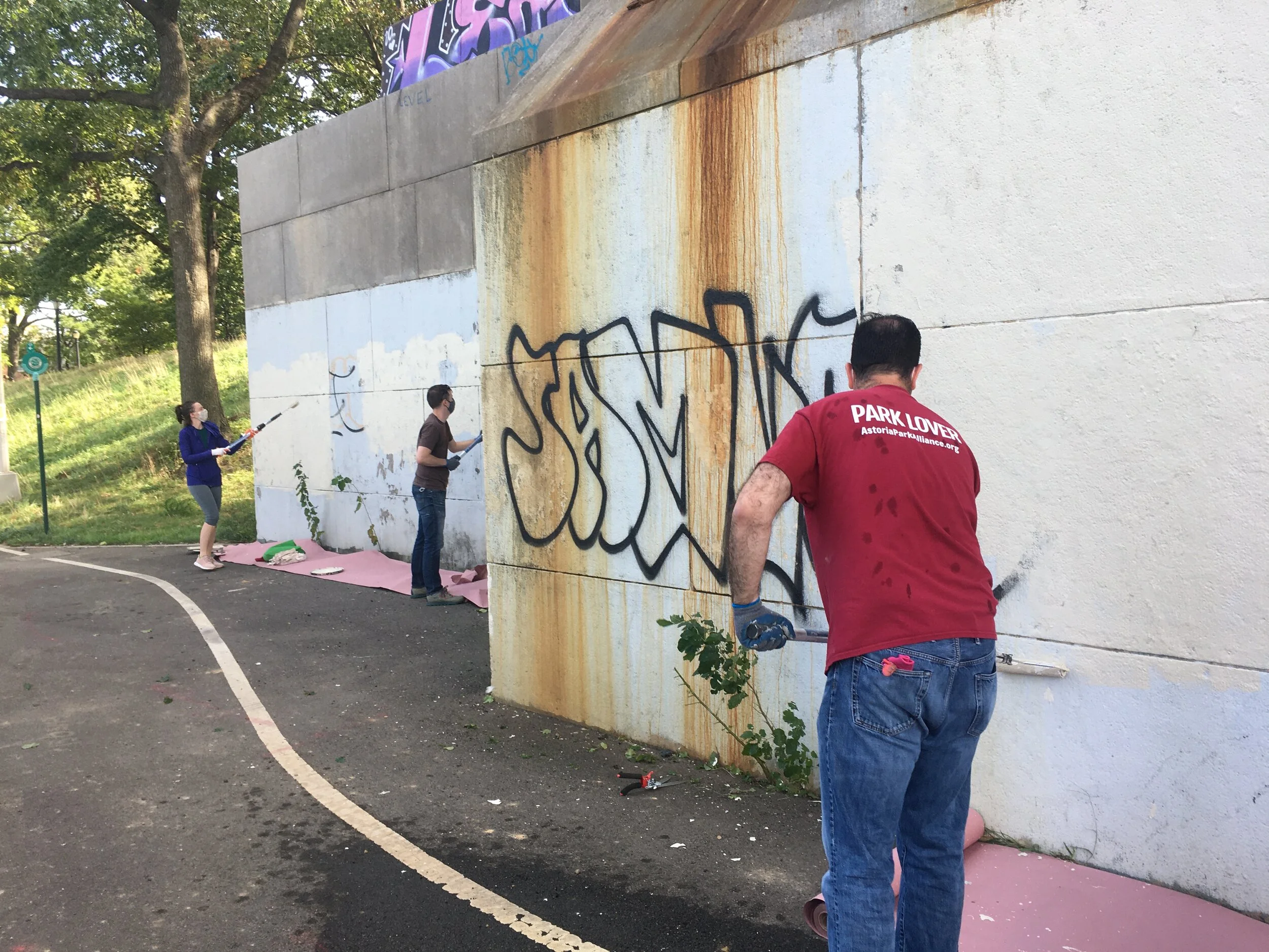 Astoria Park Cleanup | Community Volunteer Day
