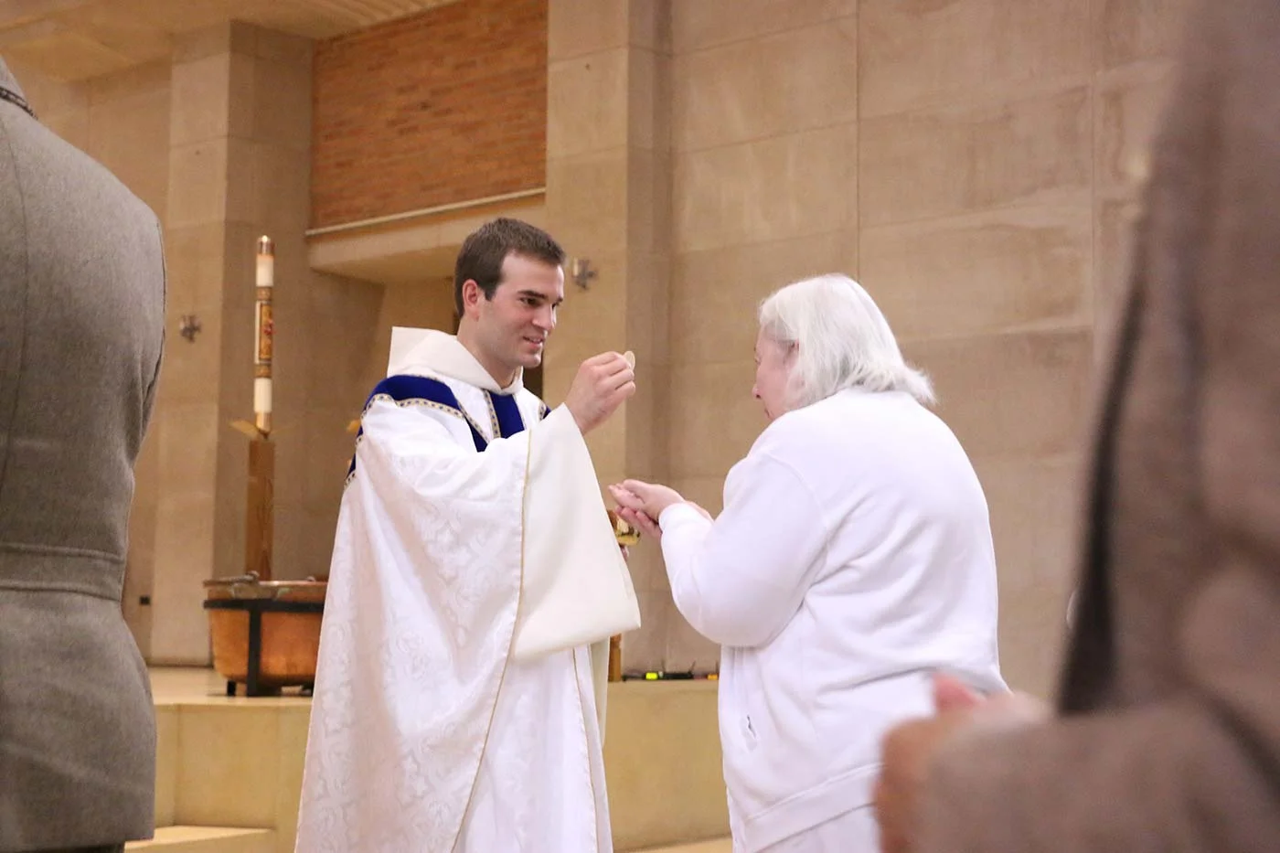 simonbaker_priest_044.jpg
