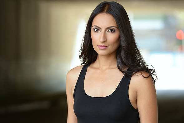 ZEHRA FAZAL (Titus) is a ruthless truth seeker with a deep love of coffee and cake. She has performed her adapted and original work on stages around the world, including Washington, DC, New York, Toronto, Kyoto, Hollywood and San Francisco. Zehra also works regularly in TV and voiceover, with clients including Netflix, Sony, Honda, PBS, American Girl and Comedy Central. zehrafazal.com Twitter & Instagram @zehrafazal.