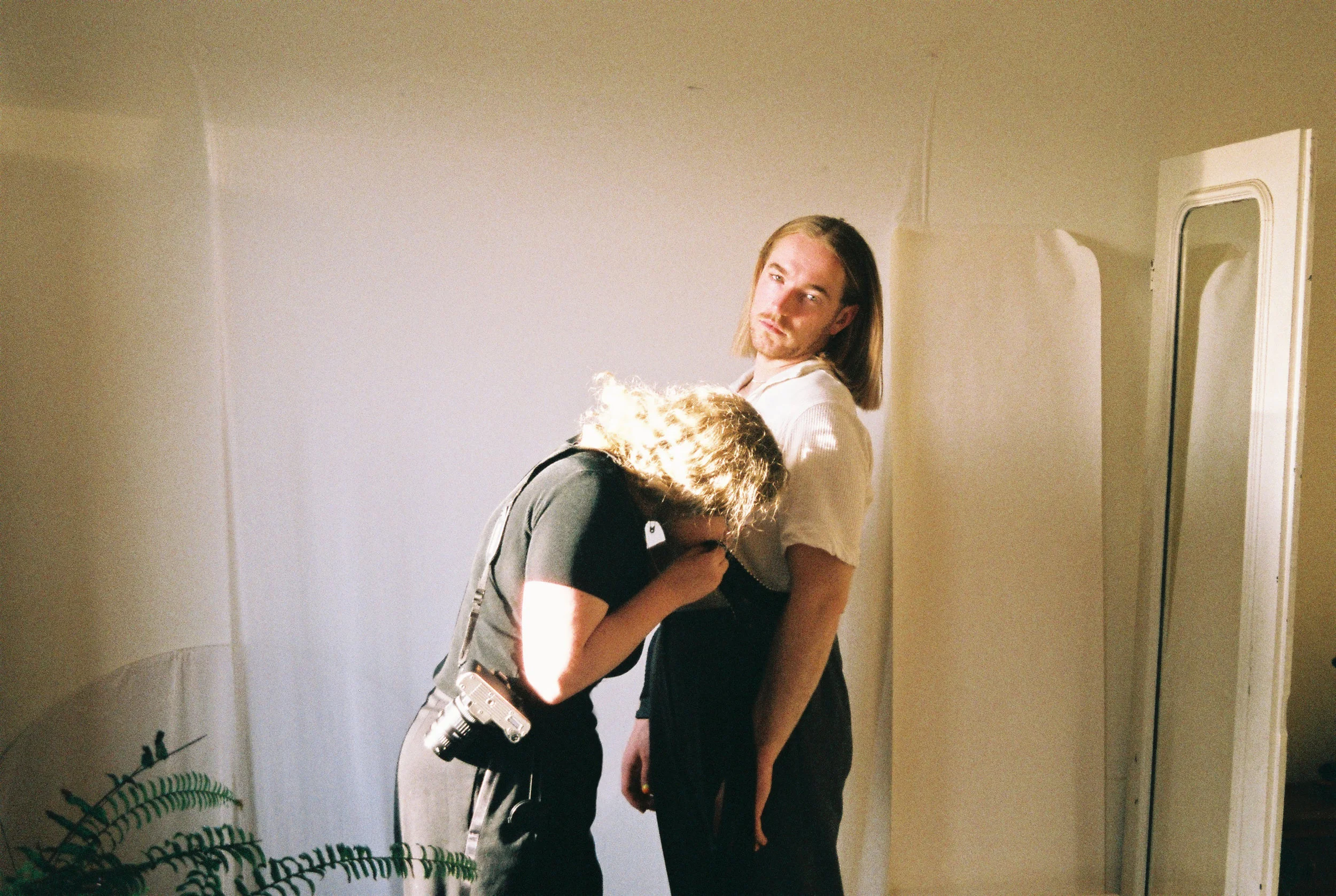 C001485-R1-23-24a.jpg