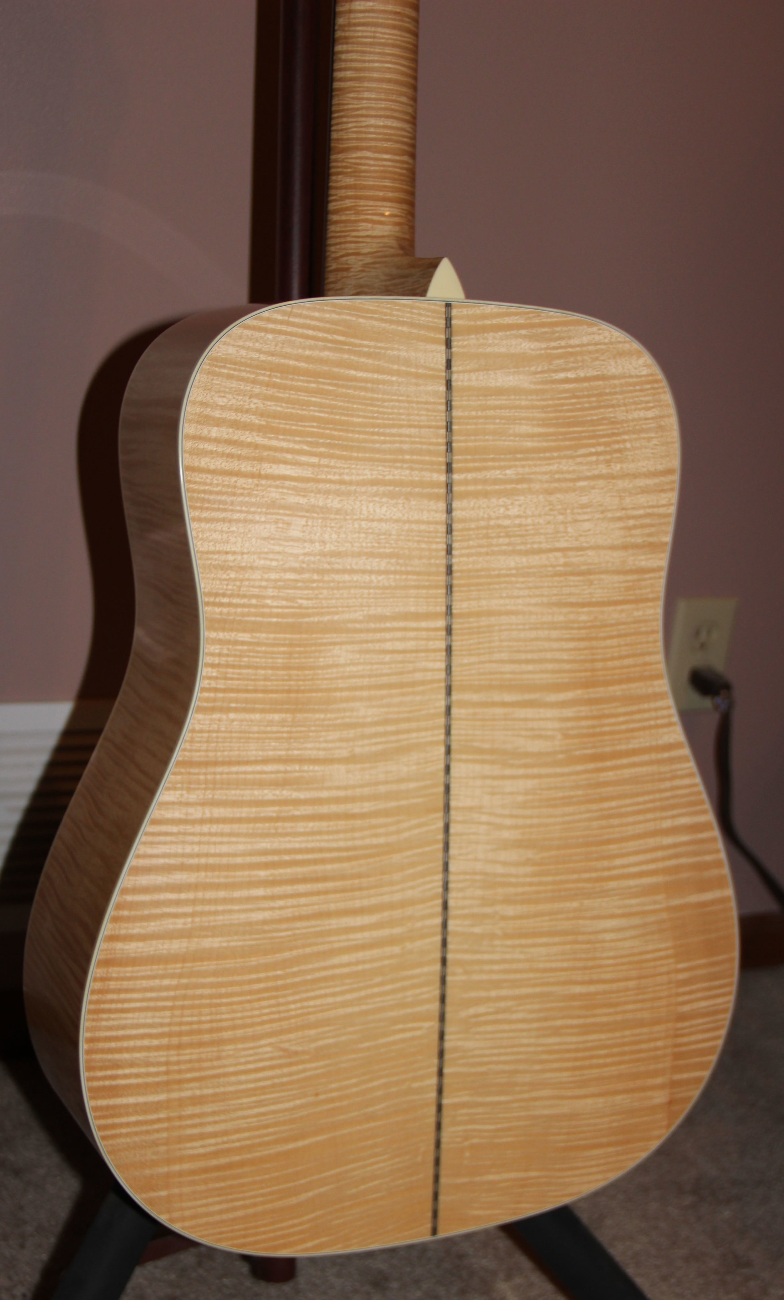 #23290 Maple Back
