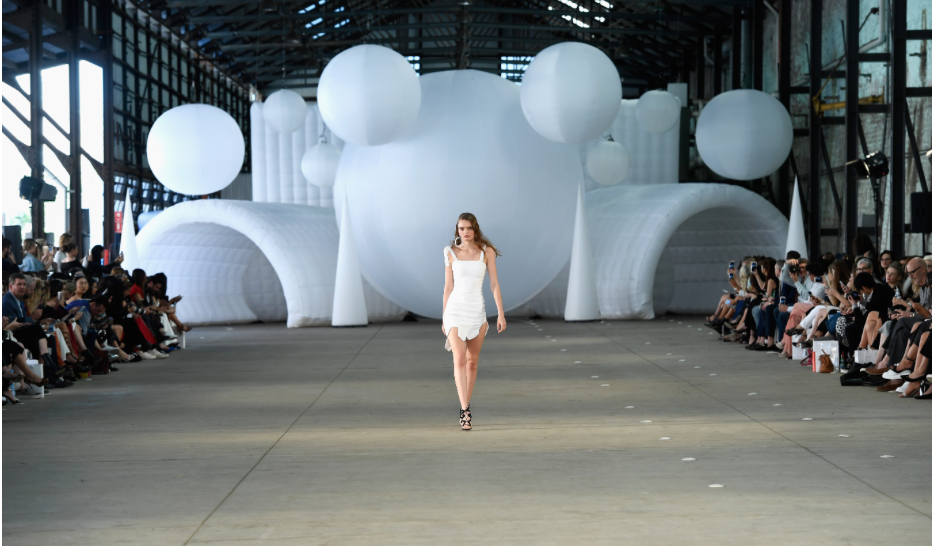 MERCEDES - BENZ STYLE COLLECTIVE RUNWAY