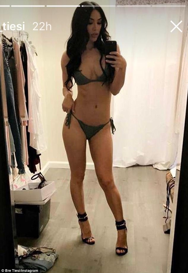 Sexy models on snapchat