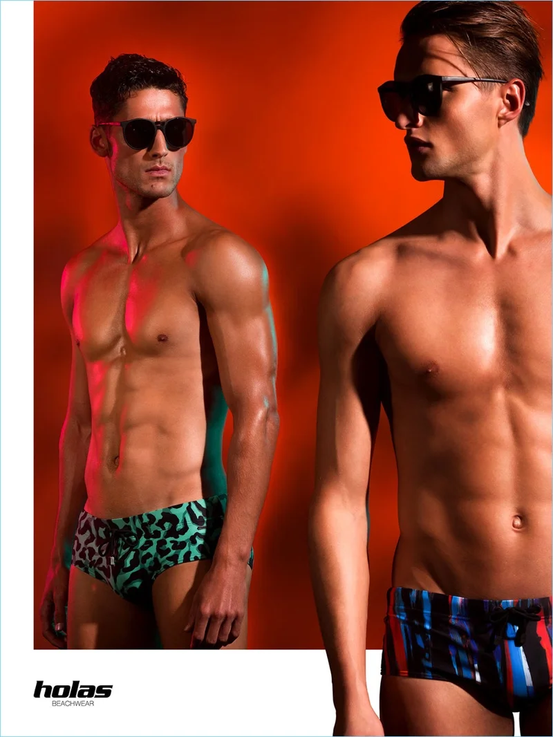 CARLOS FERRA & FÁBIO OLIVEIRA FRONT HOLAS BEACHWEAR’S NEW CAMPAIGN