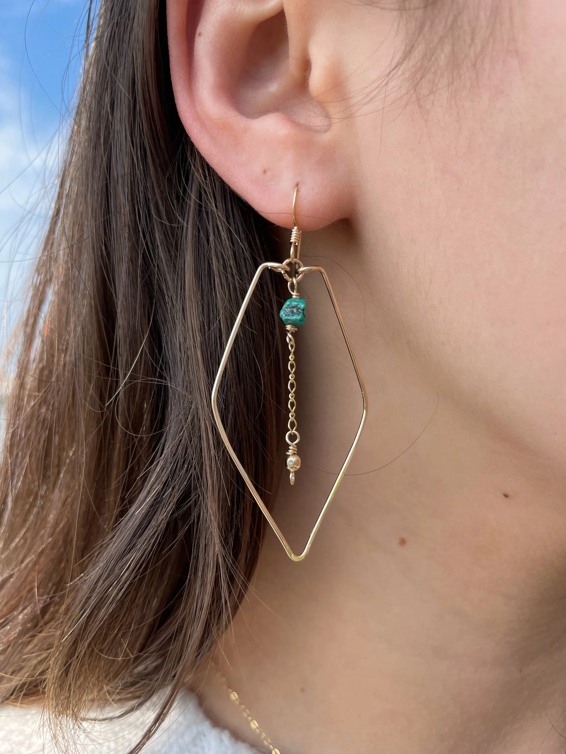 6B8CCBB9-DBE3-4ADC-9847-BC4984F1711C