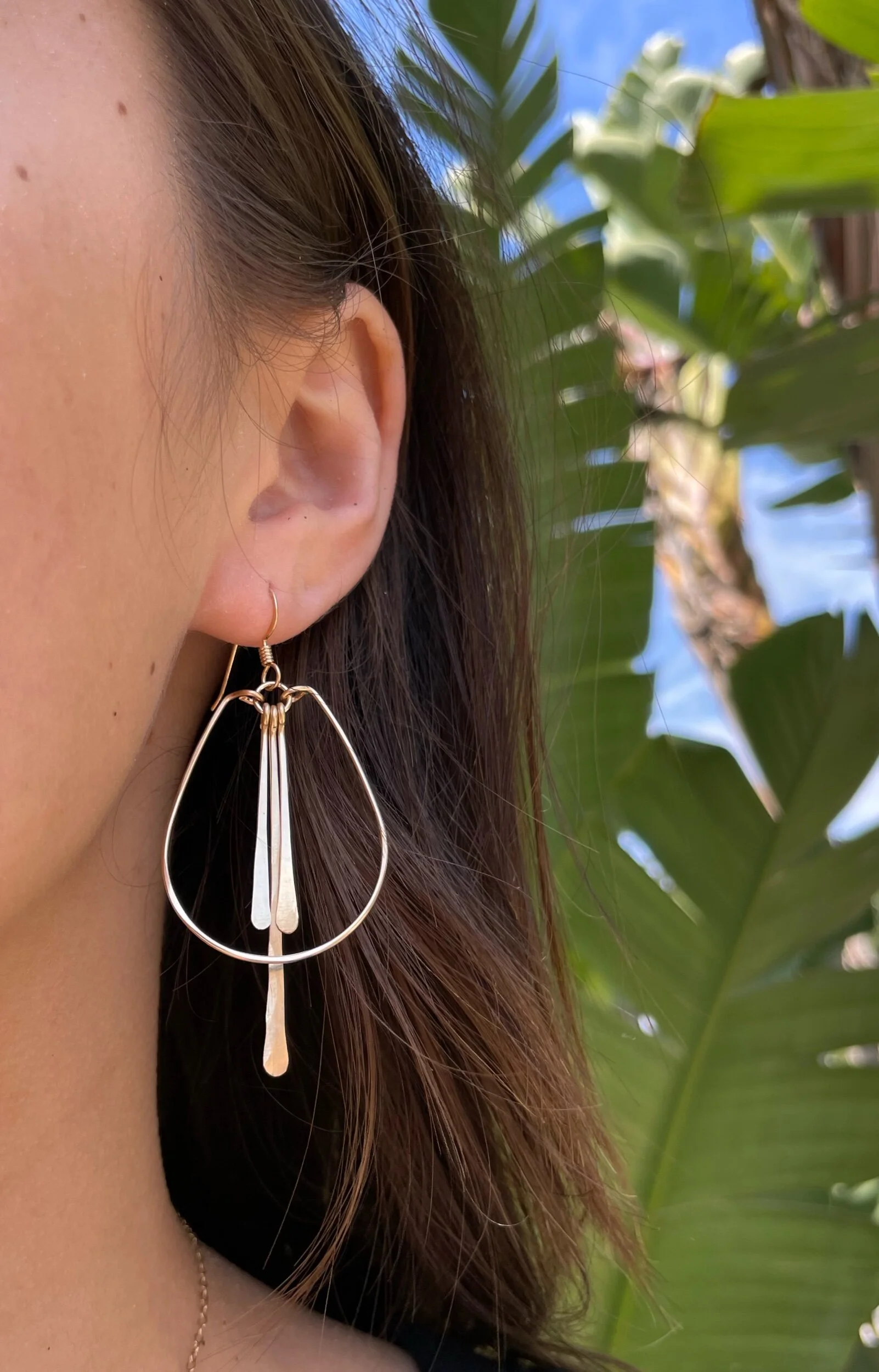 ABA21AE4-B468-401E-A8B5-A8C2B435B614