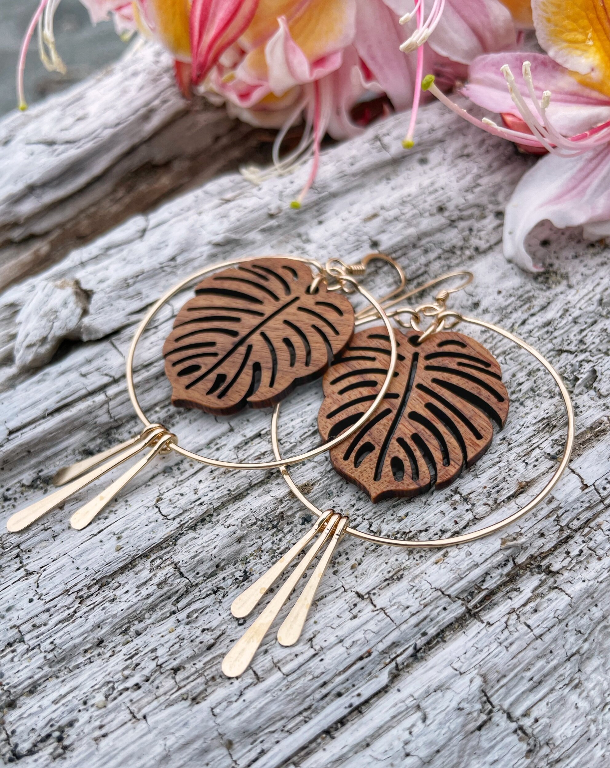 5E5F7602-52DE-4956-A12C-3983C1522E70