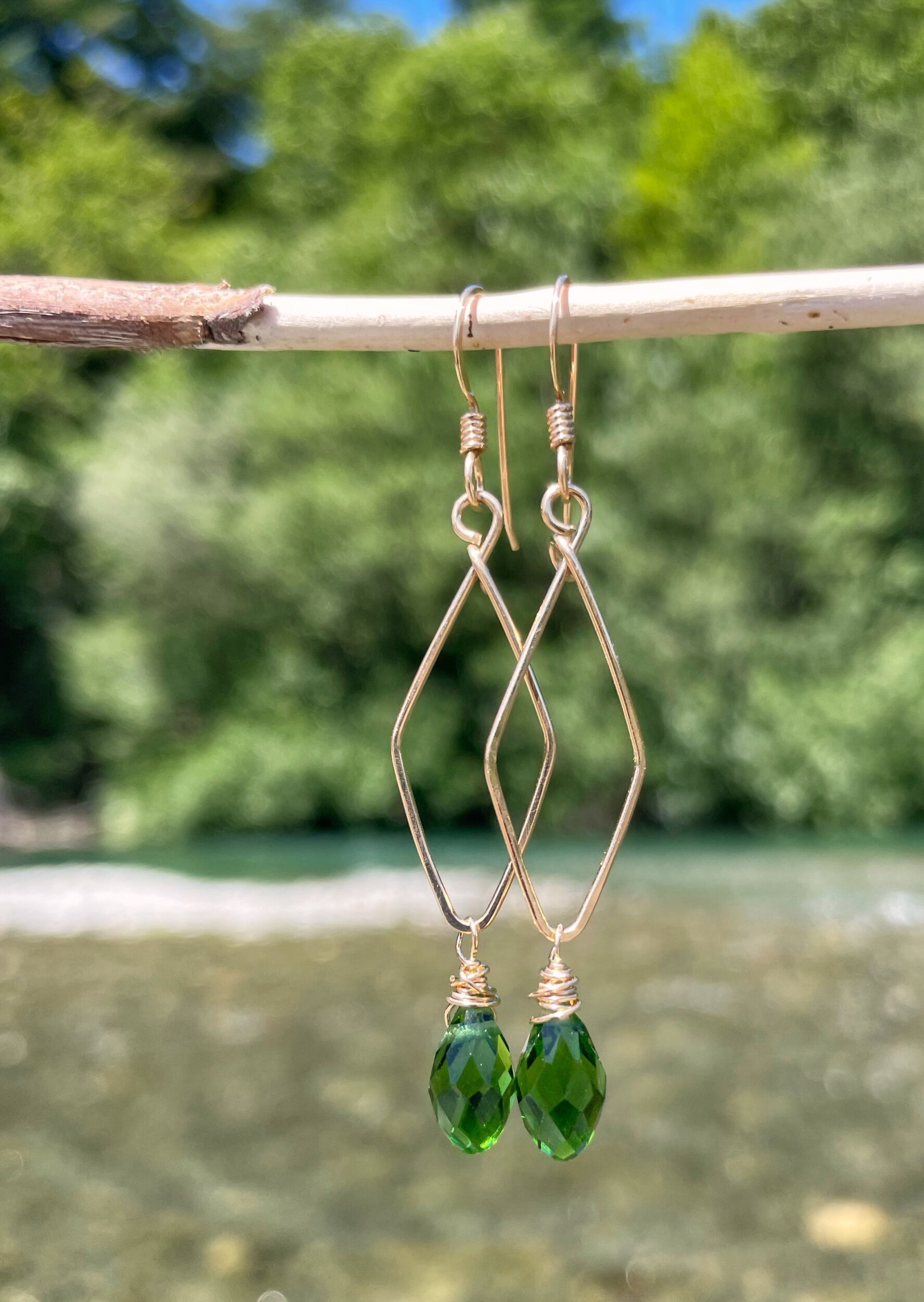 6AE478BA-90CE-49D5-A204-5FE3E51D9848