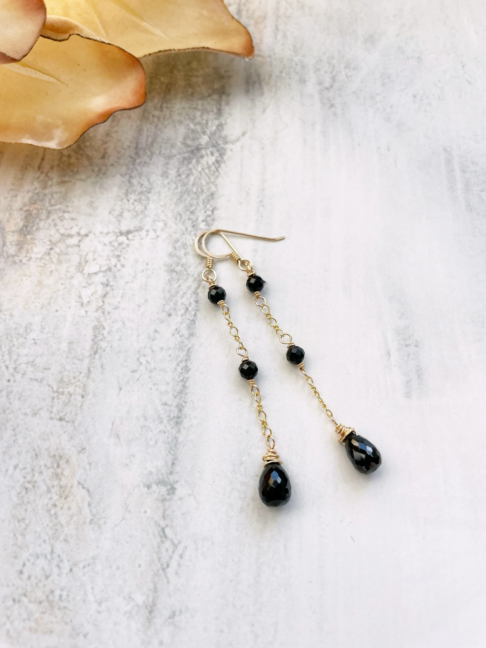 4CB27CE2-4D66-4B09-9241-CE970A9D4E8B