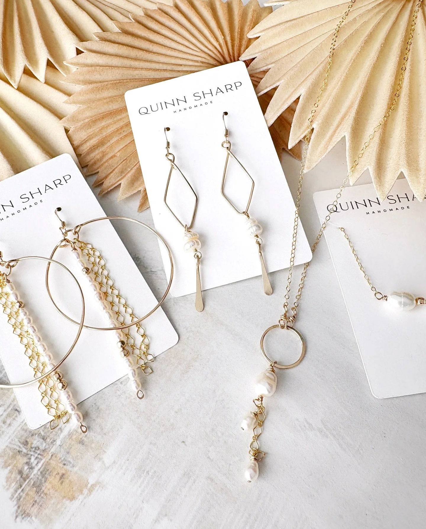 Heyyyyy Cloverdale!!! Some gorgeous pearl styles for you @shop_northend!! Beachy-boho + timeless sophistication.