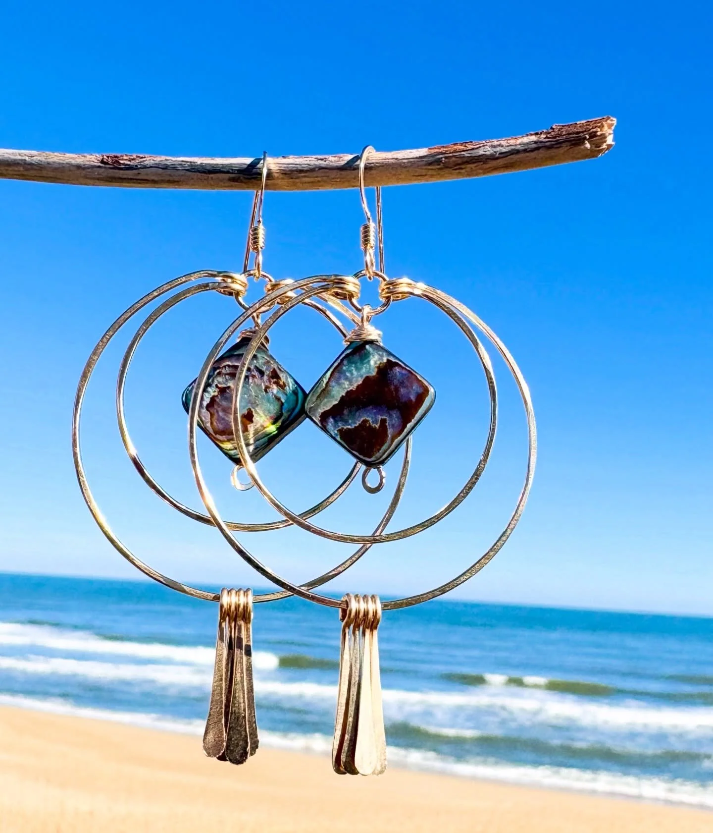 To all of our wholesale partners, Faire Winter Market starts today! Lots of new styles have been added and you&rsquo;ll receive 10% off your order during the market.

Now&rsquo;s the perfect time to refresh your boutique for the season. Shop on Faire